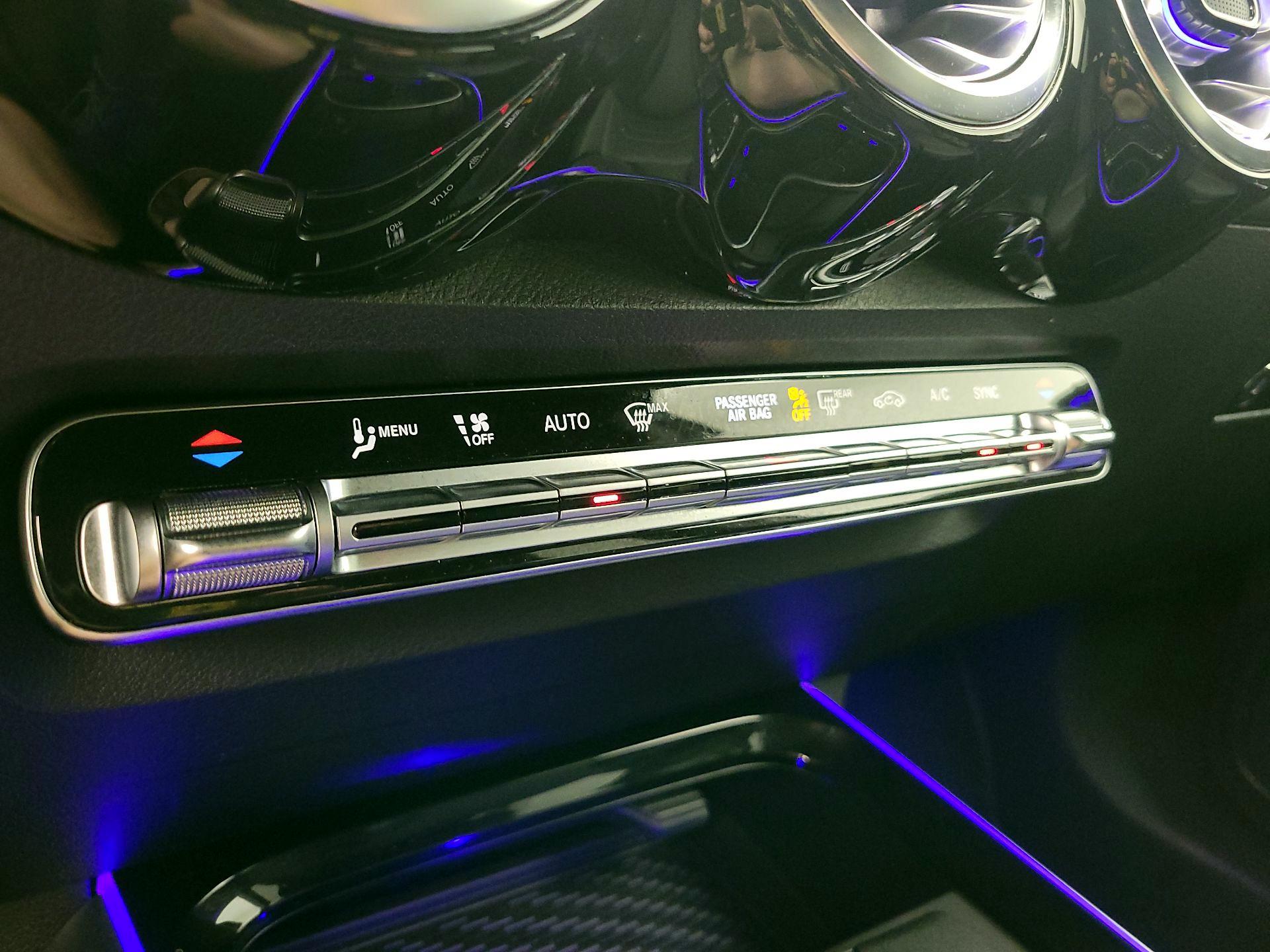 Thumbnail: 2022 Mercedes-Benz GLB - 17