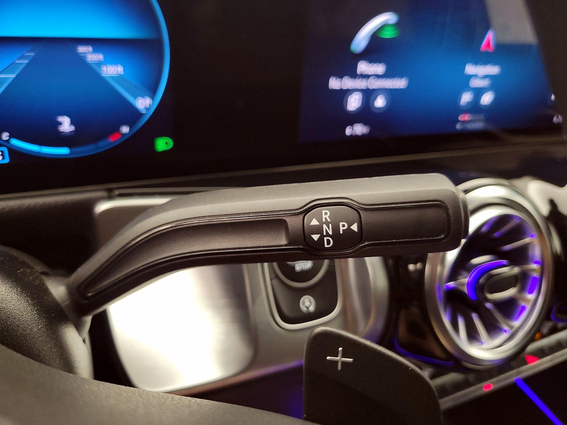 Thumbnail: 2022 Mercedes-Benz GLB - 18