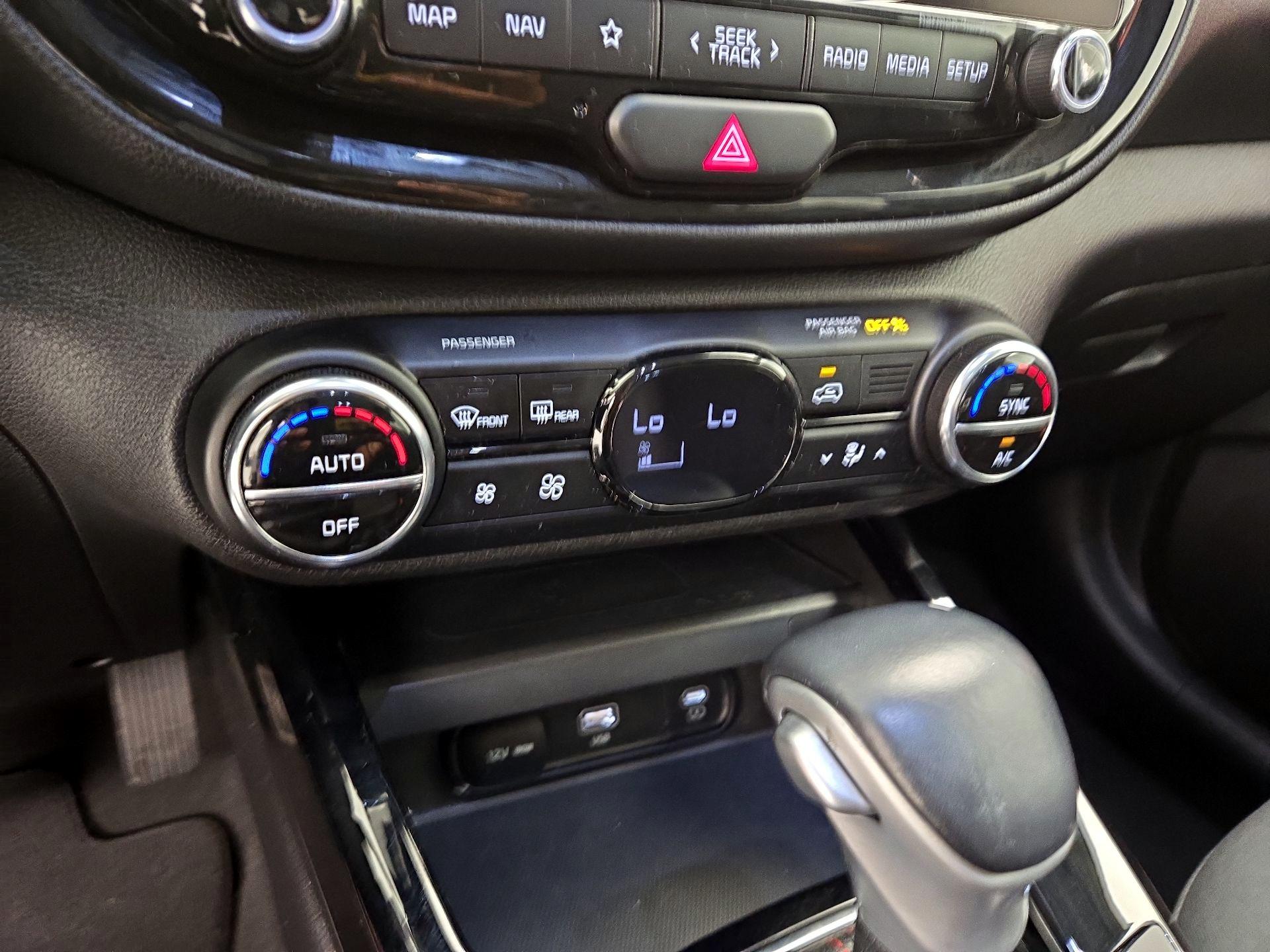 Thumbnail: 2023 Kia Soul - 17