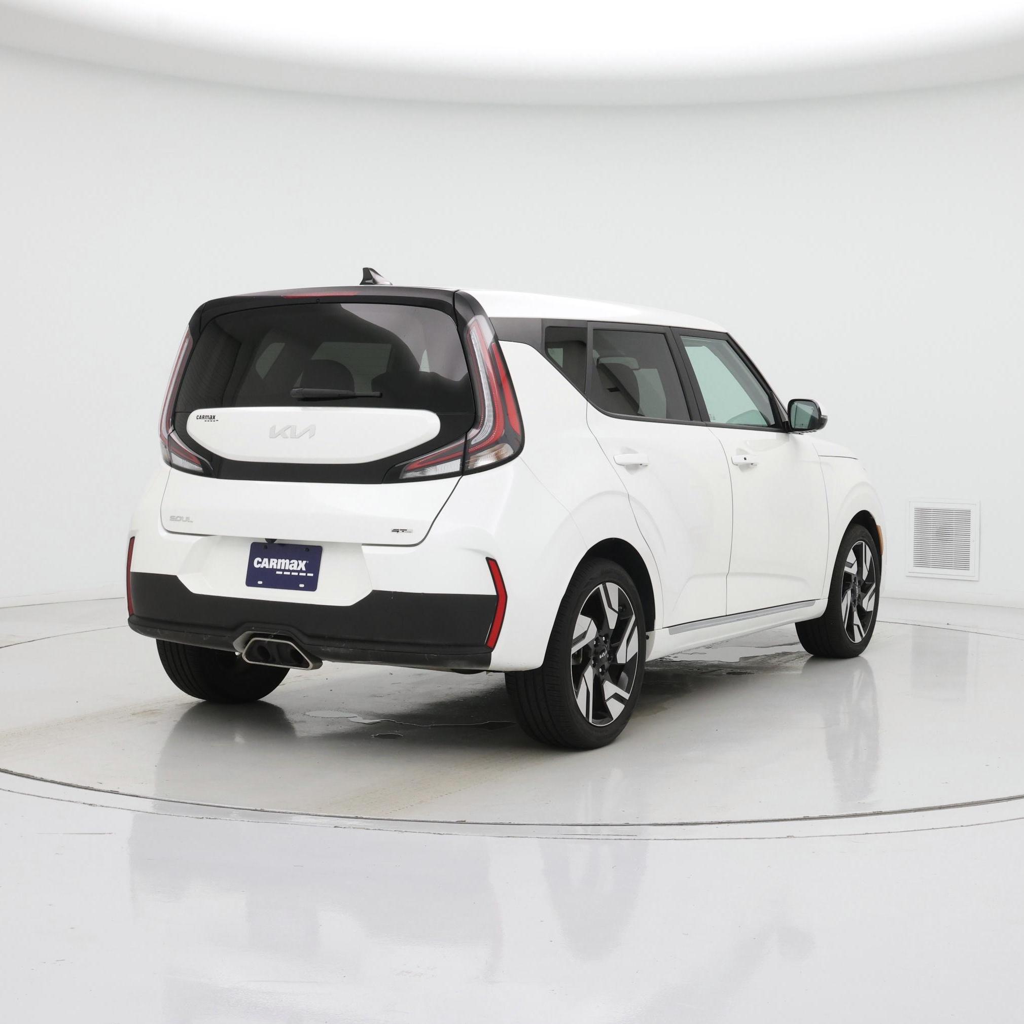 Thumbnail: 2023 Kia Soul - 8