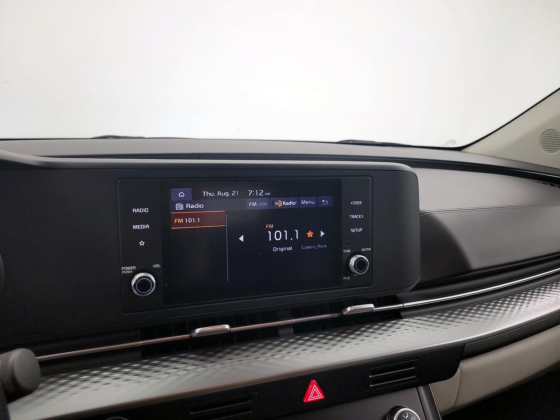Thumbnail: 2024 Kia Carnival - 15