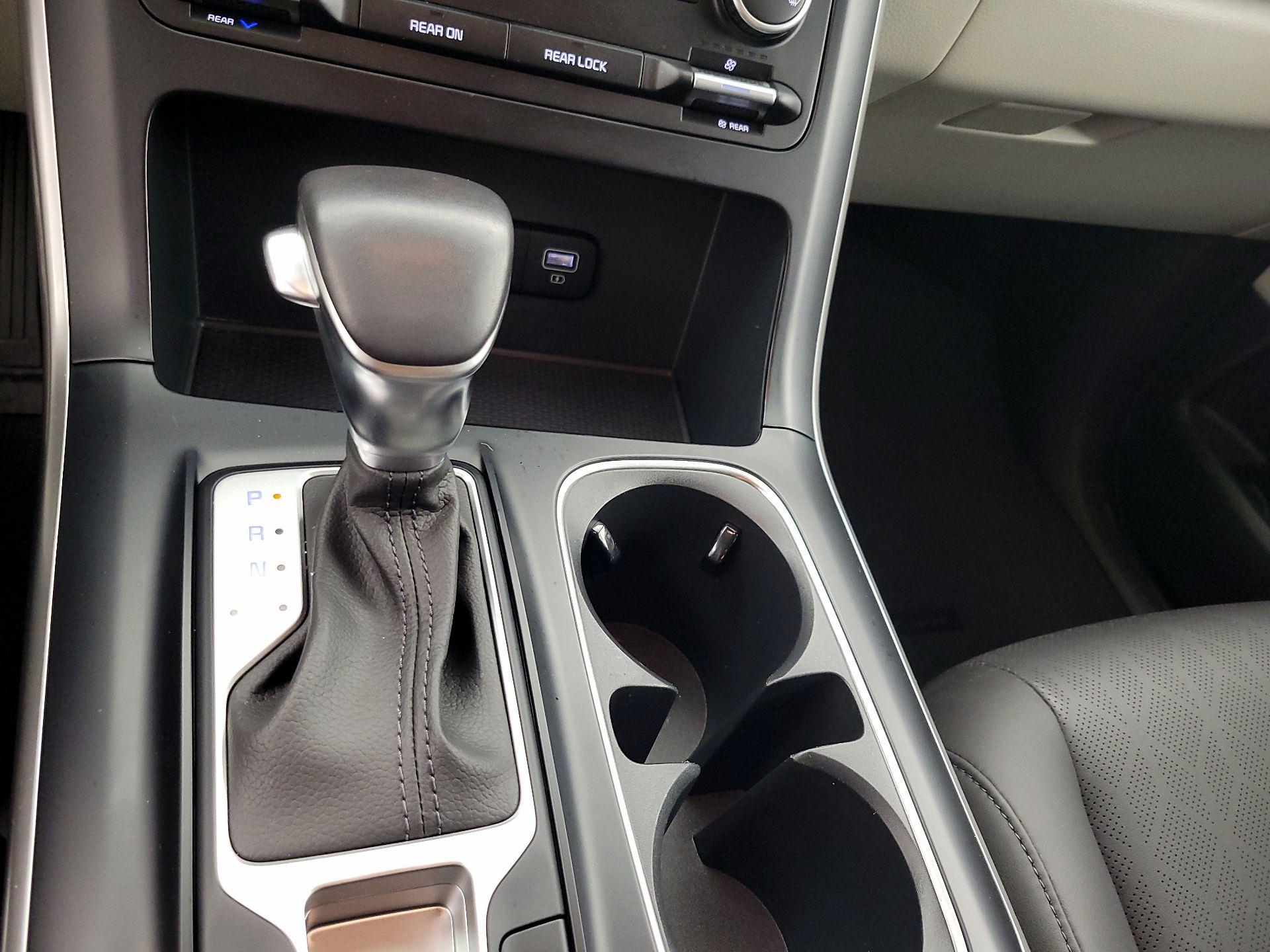Thumbnail: 2024 Kia Carnival - 17