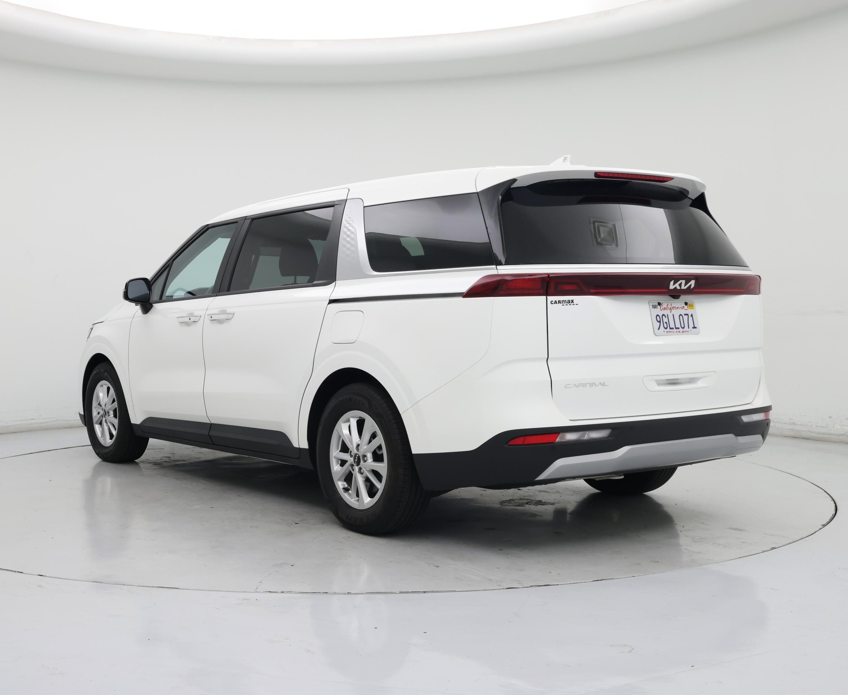 Thumbnail: 2024 Kia Carnival - 2