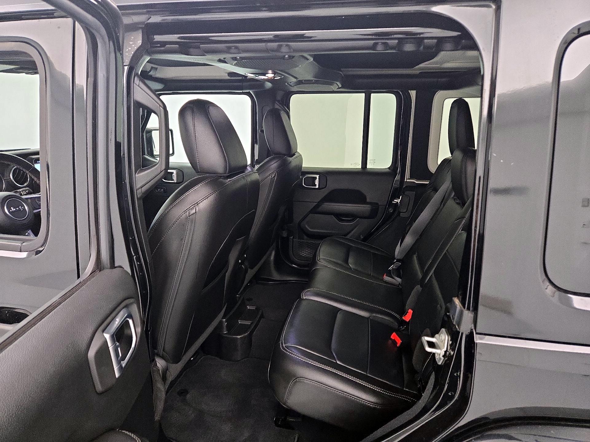 Thumbnail: 2021 Jeep Wrangler - 20
