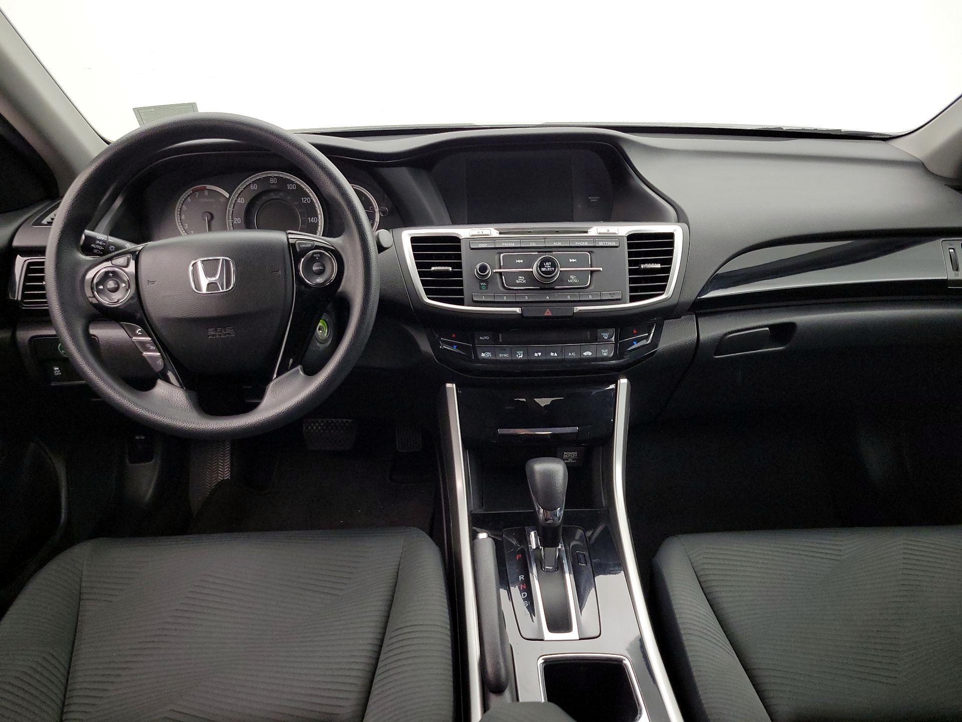 Thumbnail: 2016 Honda Accord - 9