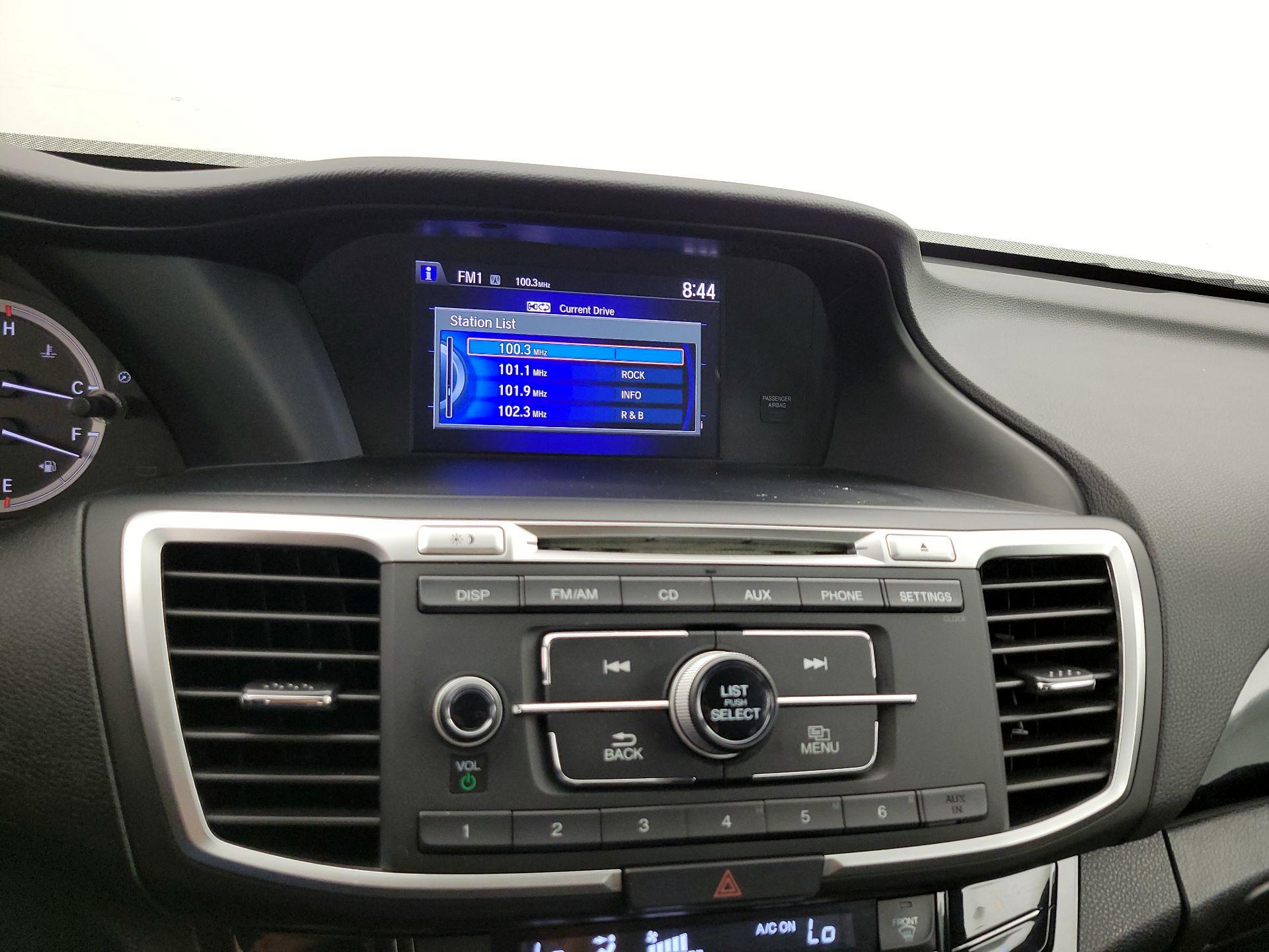 Thumbnail: 2016 Honda Accord - 15