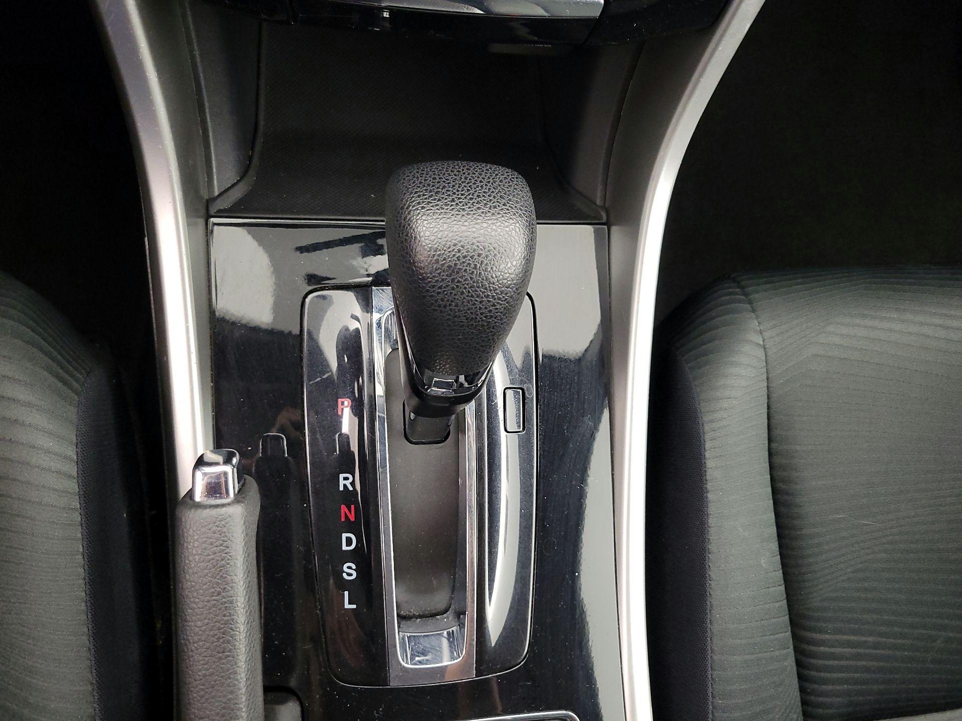 Thumbnail: 2016 Honda Accord - 17