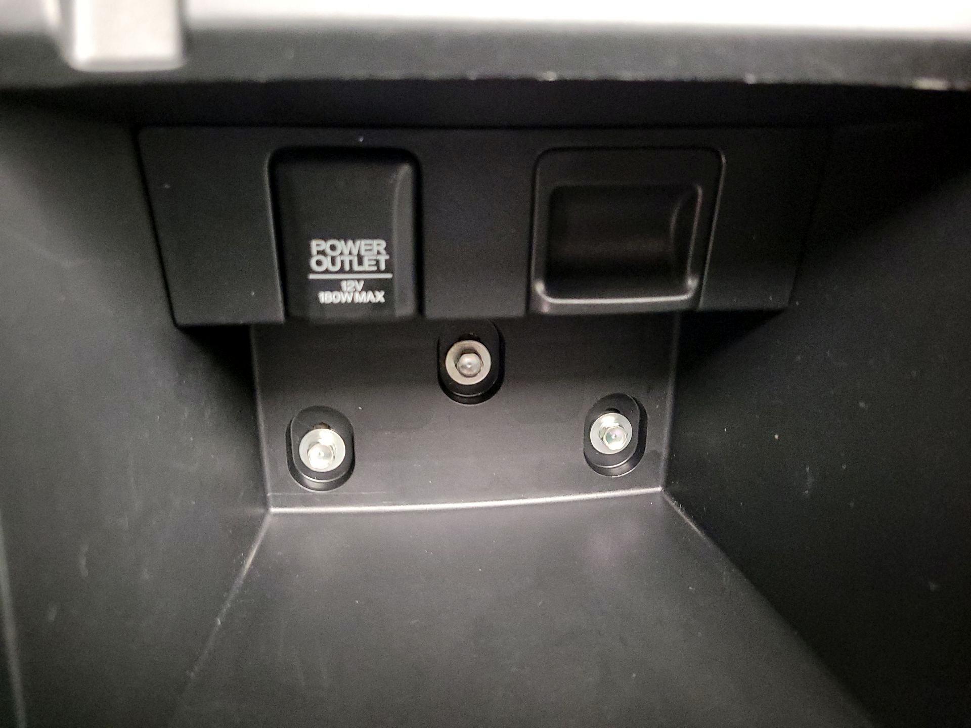 Thumbnail: 2016 Honda Accord - 18