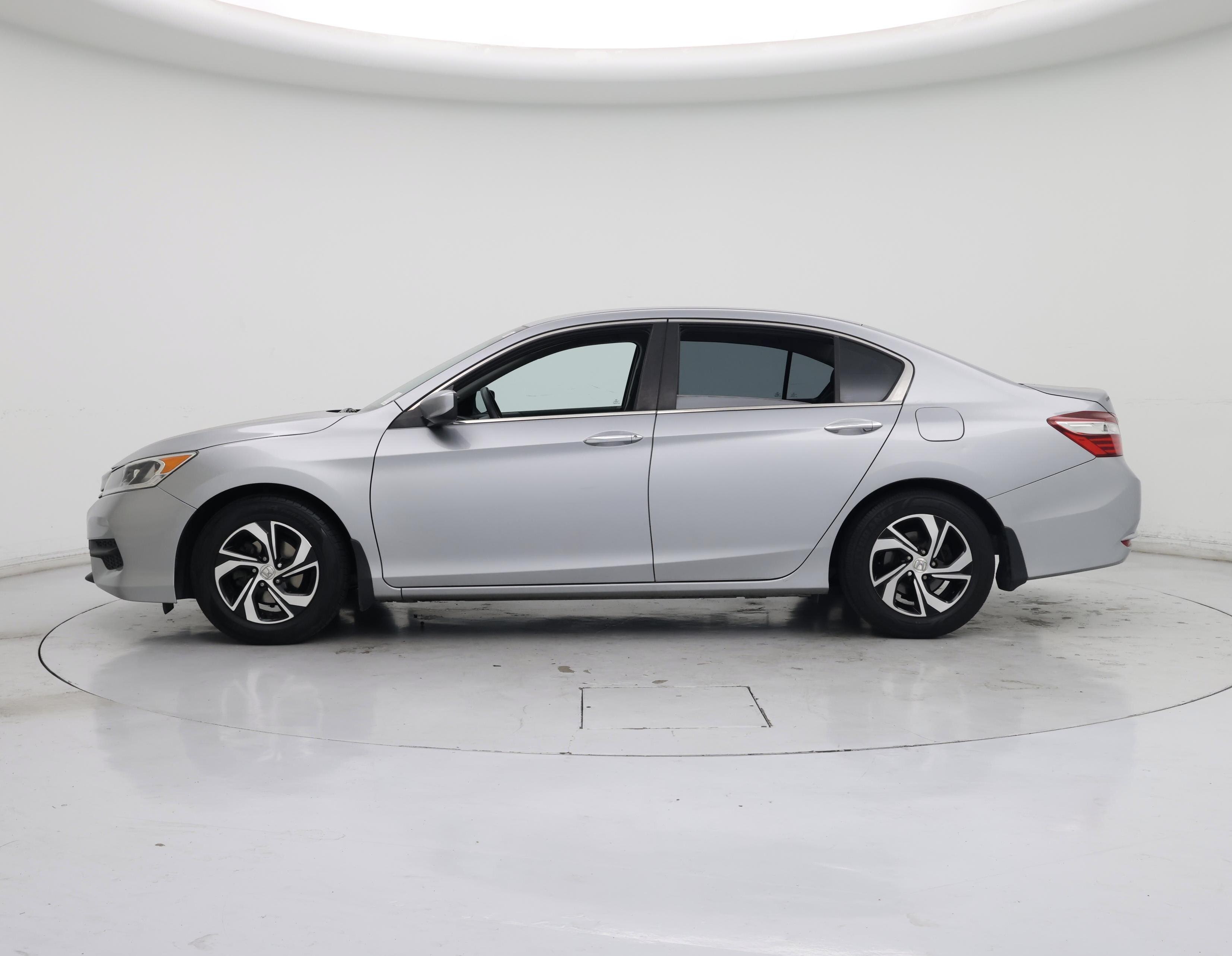 Thumbnail: 2016 Honda Accord - 3