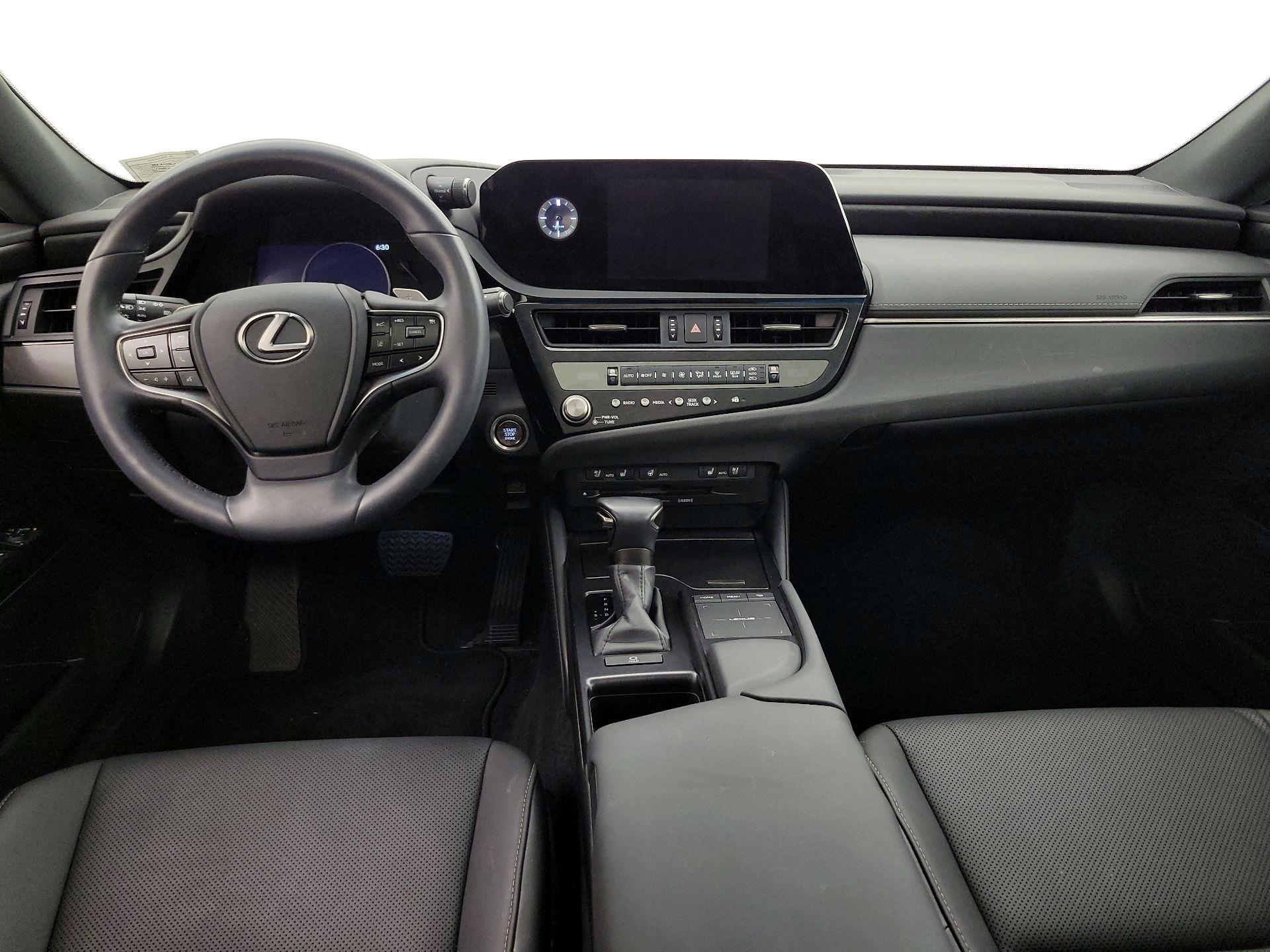 Thumbnail: 2022 Lexus ES - 9