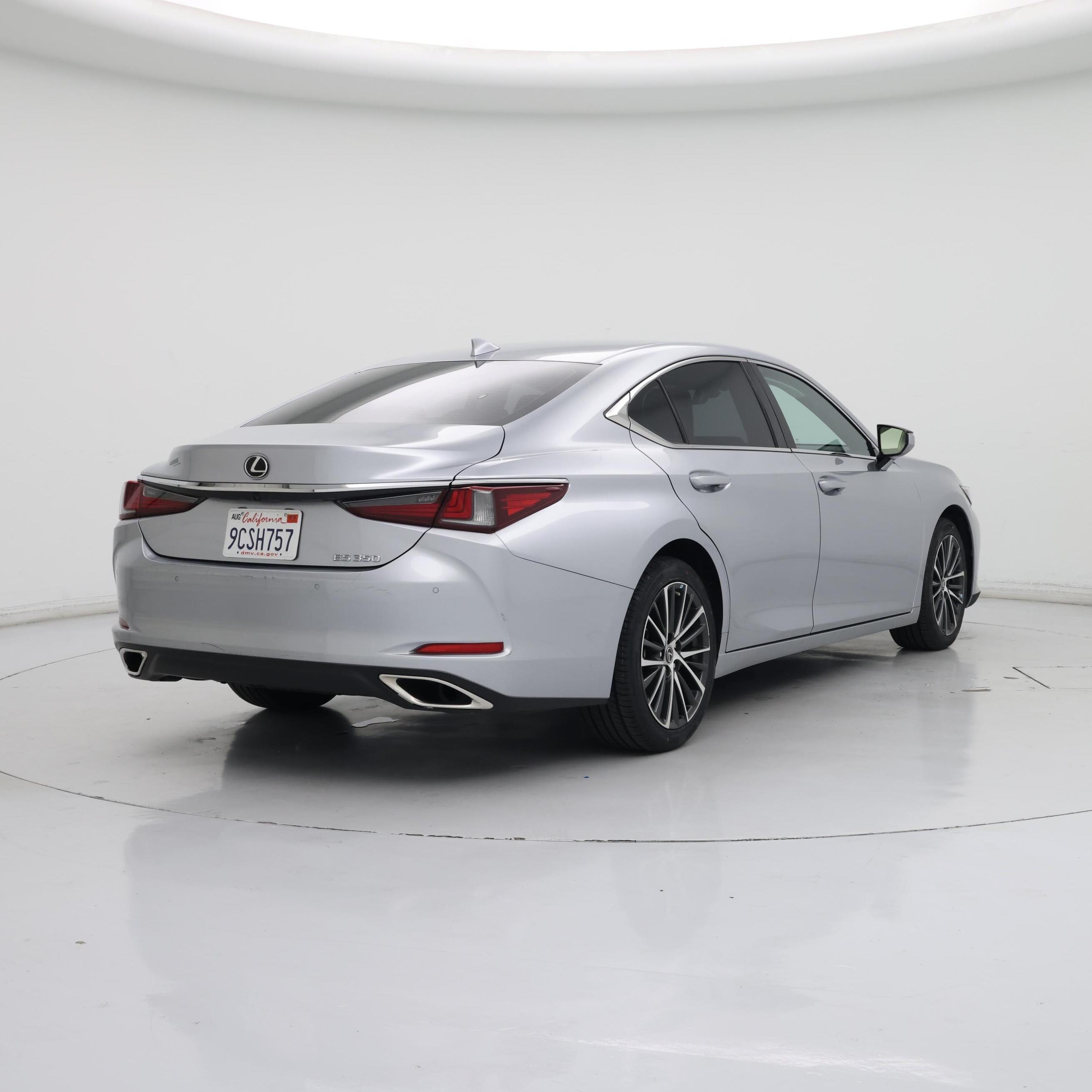 Thumbnail: 2022 Lexus ES - 8