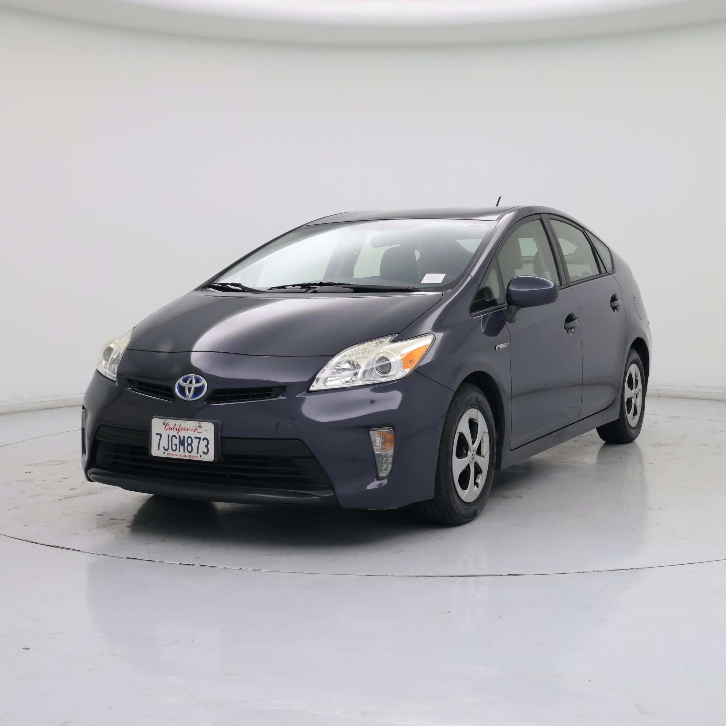 Thumbnail: 2015 Toyota Prius - 4