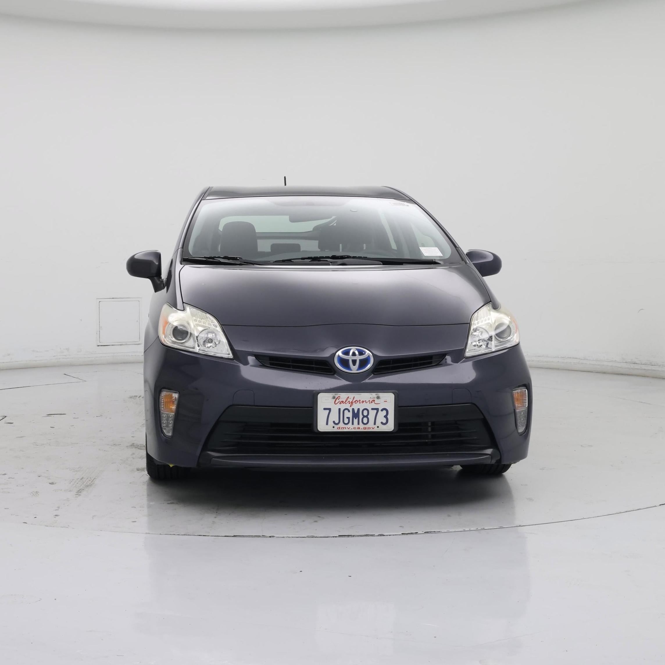 Thumbnail: 2015 Toyota Prius - 5