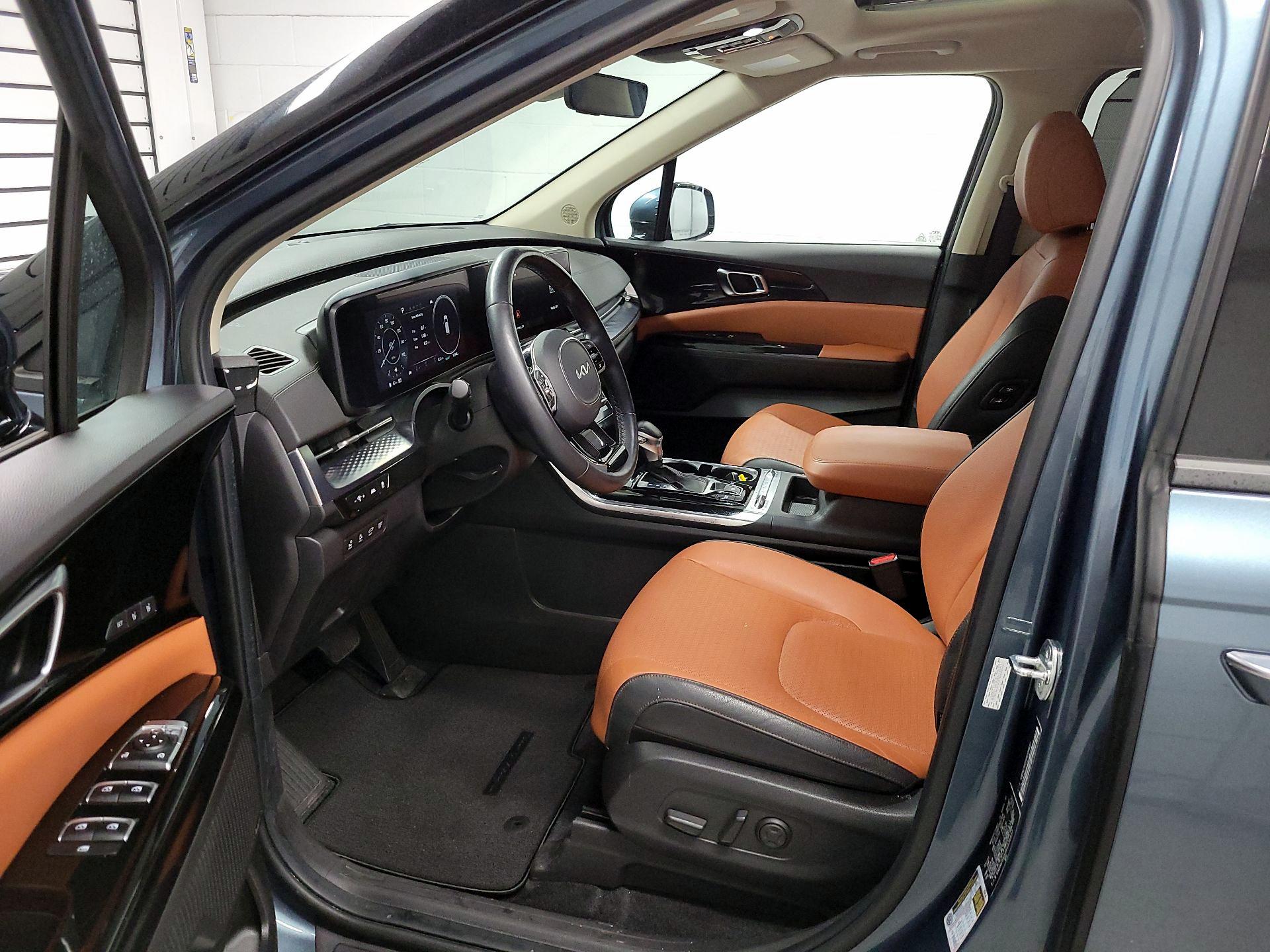 Thumbnail: 2024 Kia Carnival - 11
