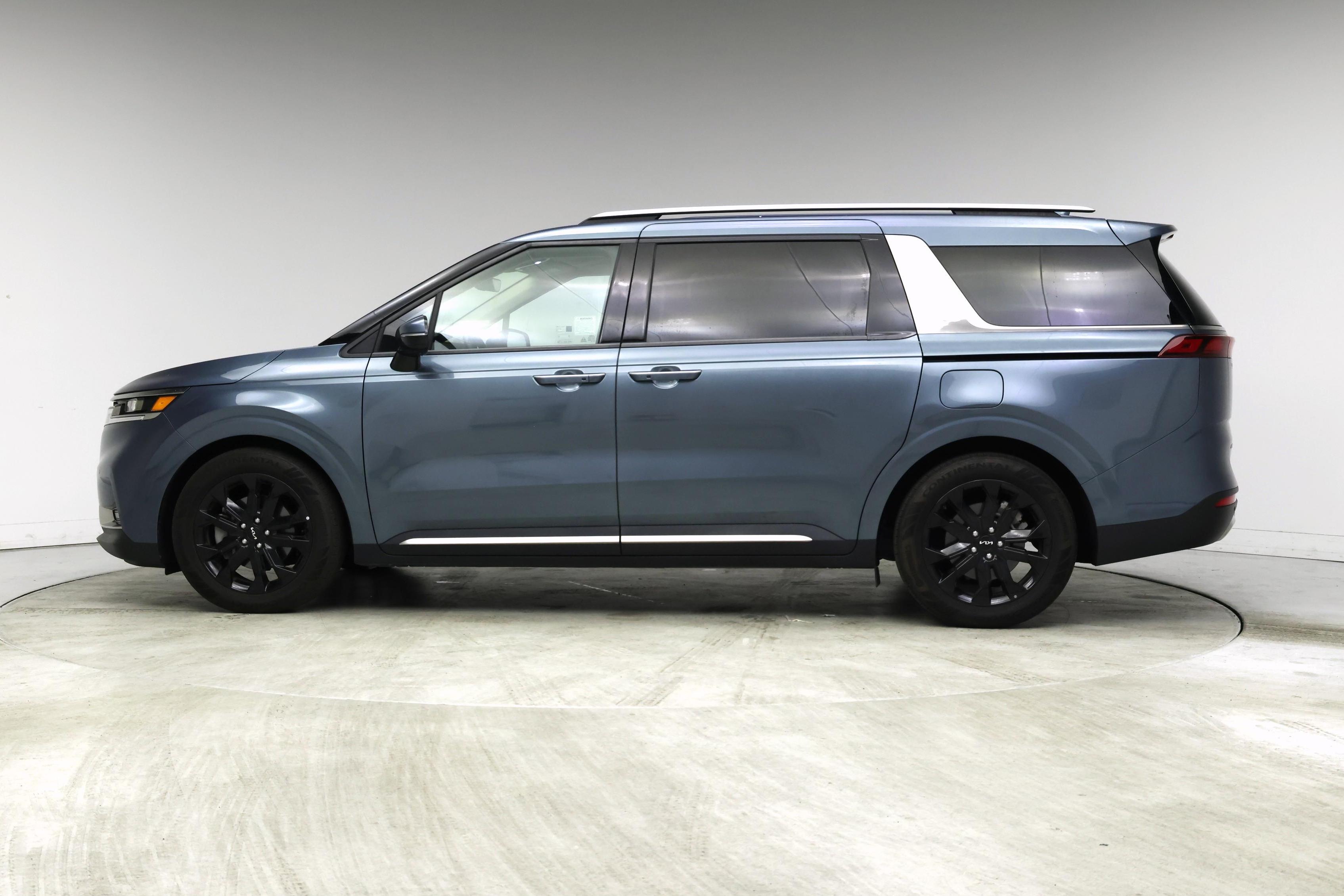 Thumbnail: 2024 Kia Carnival - 3