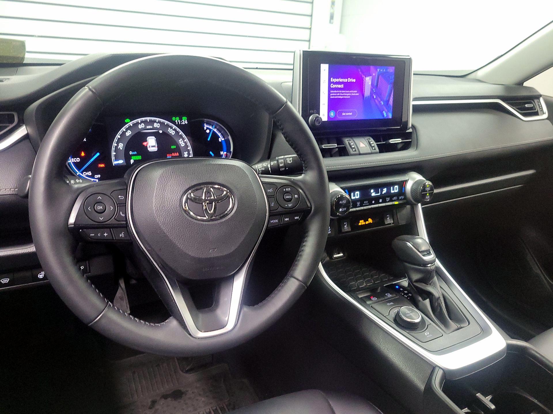 Thumbnail: 2023 Toyota RAV4 - 9