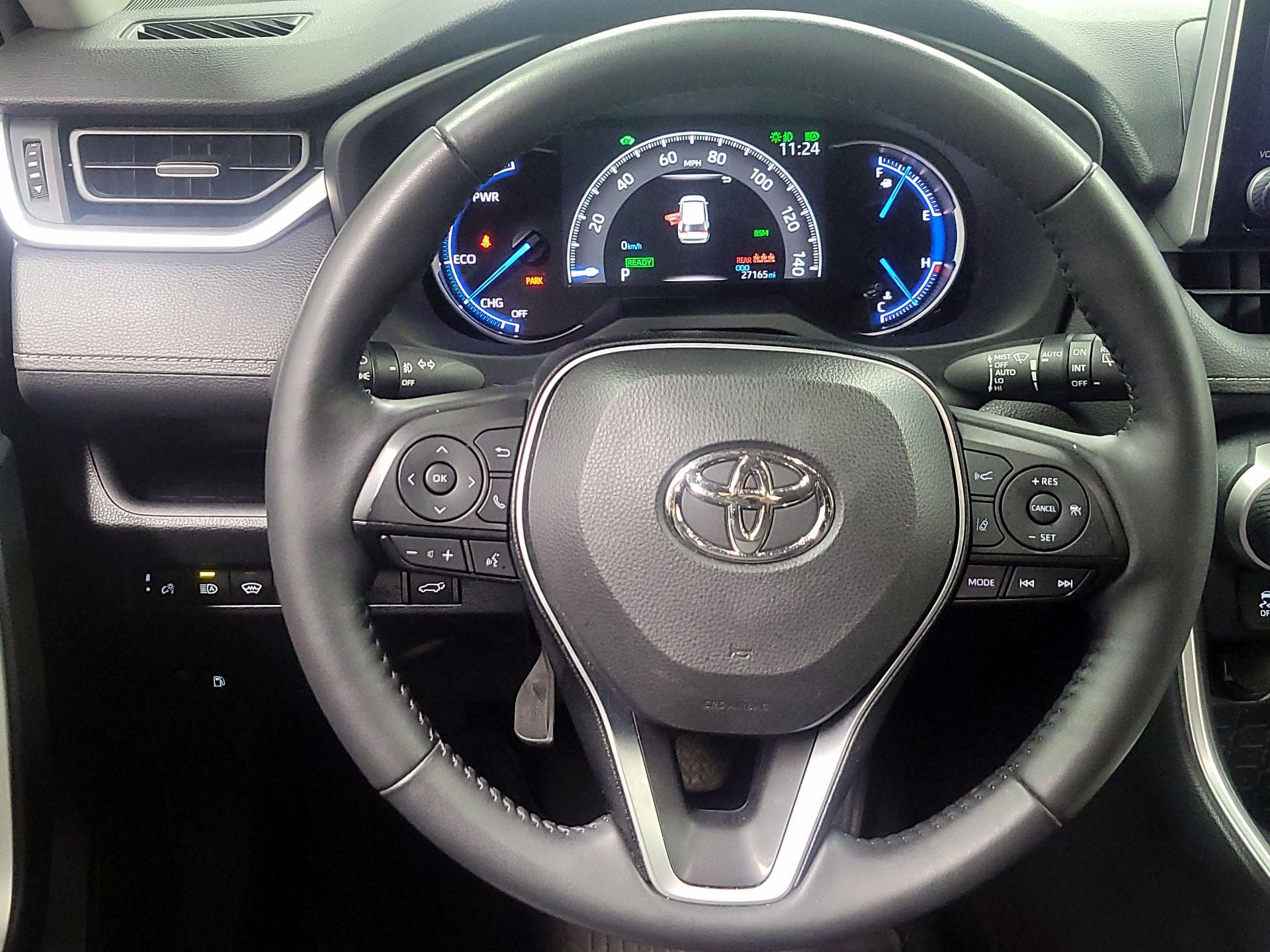Thumbnail: 2023 Toyota RAV4 - 10