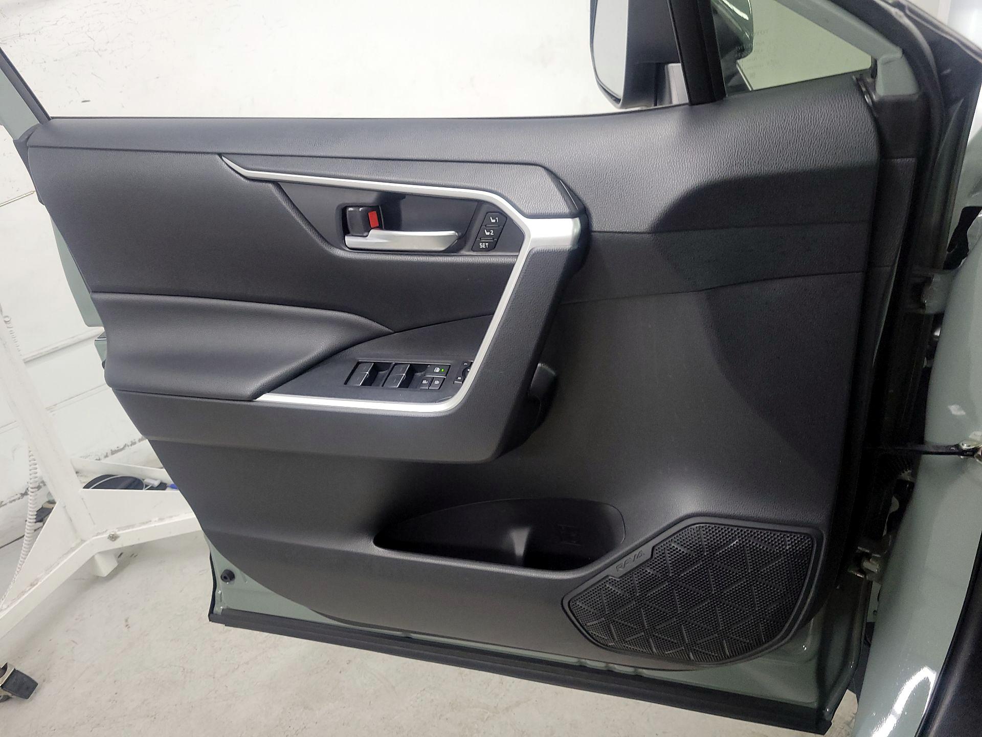 Thumbnail: 2023 Toyota RAV4 - 12