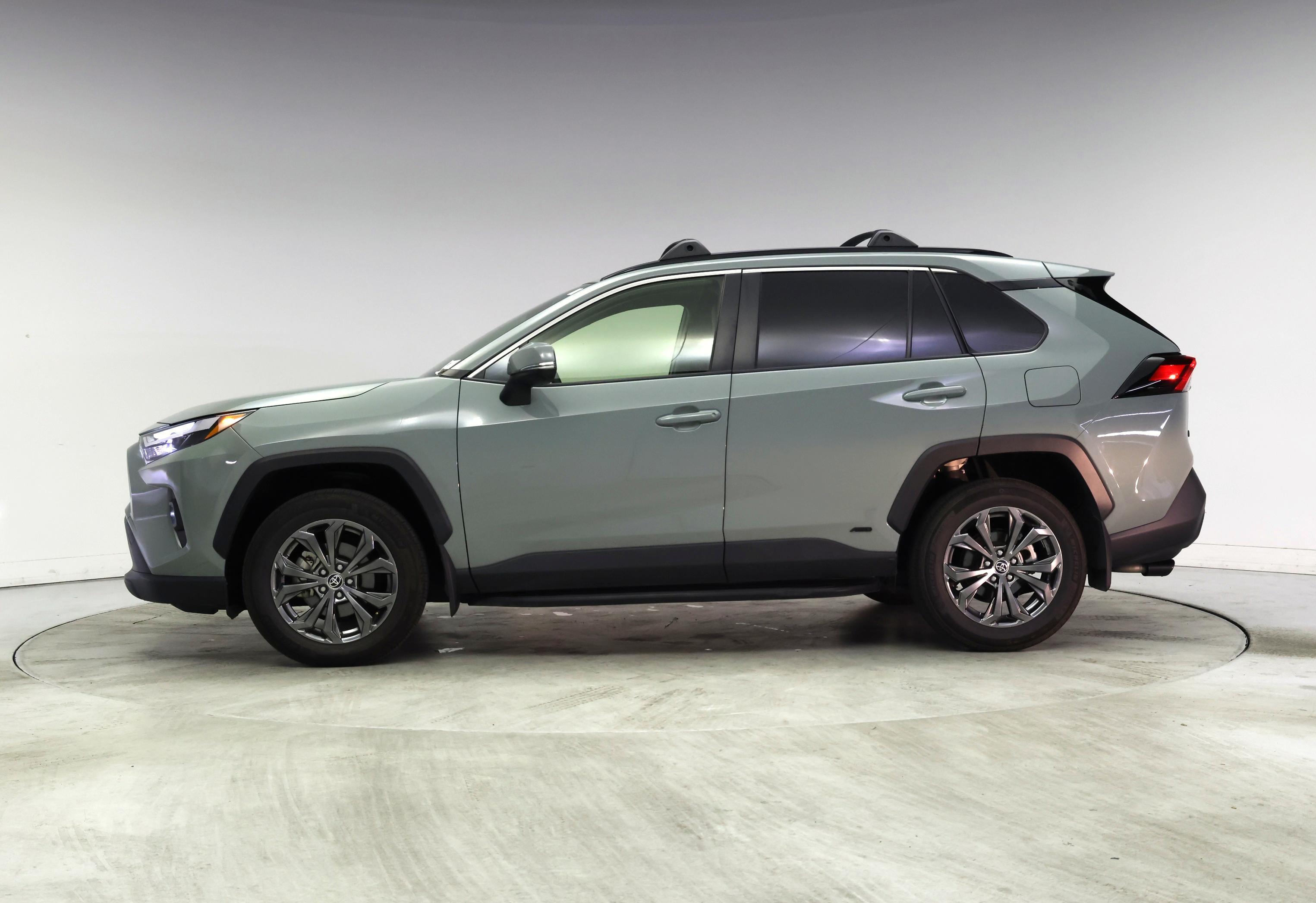 Thumbnail: 2023 Toyota RAV4 - 3