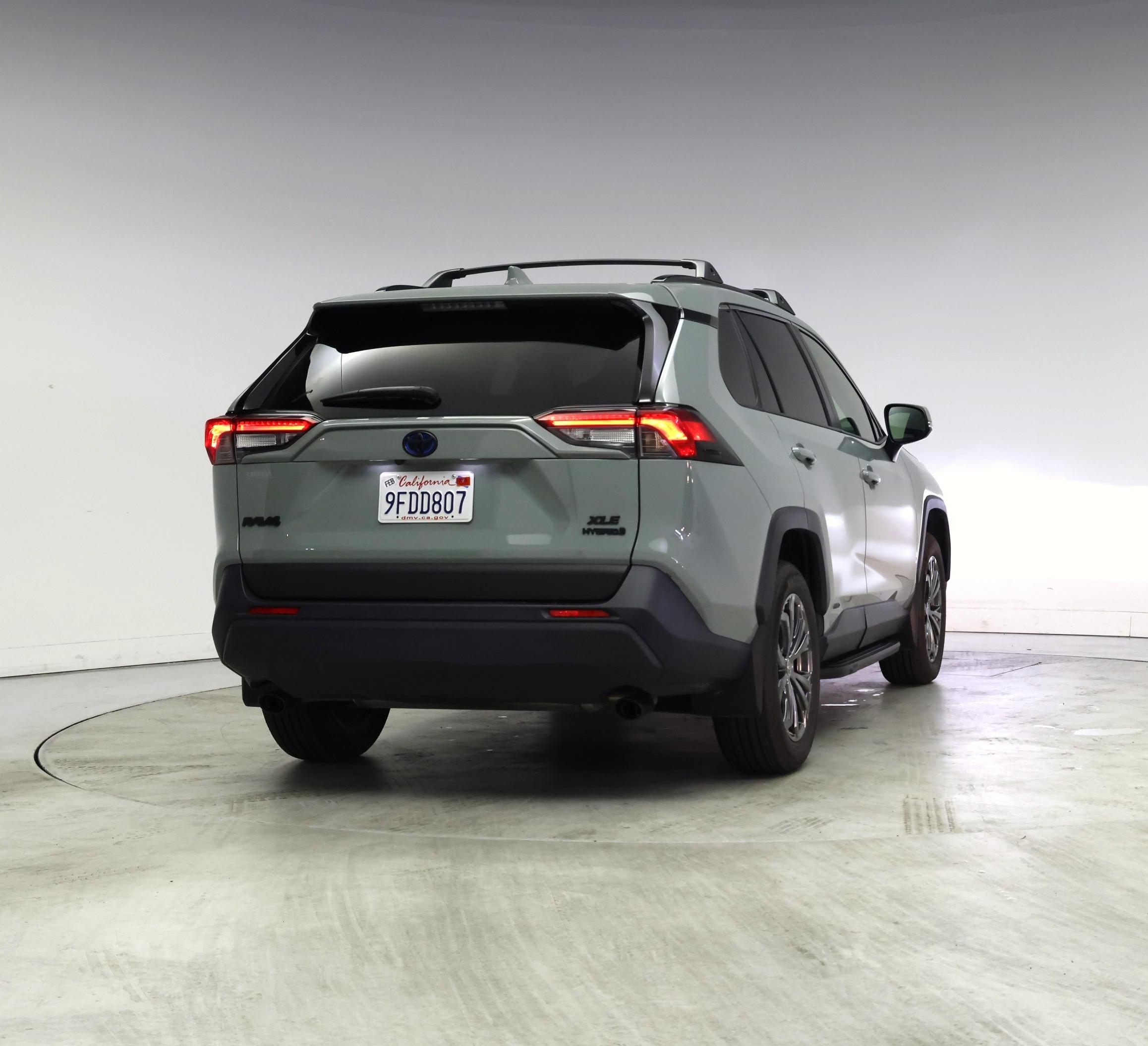 Thumbnail: 2023 Toyota RAV4 - 8