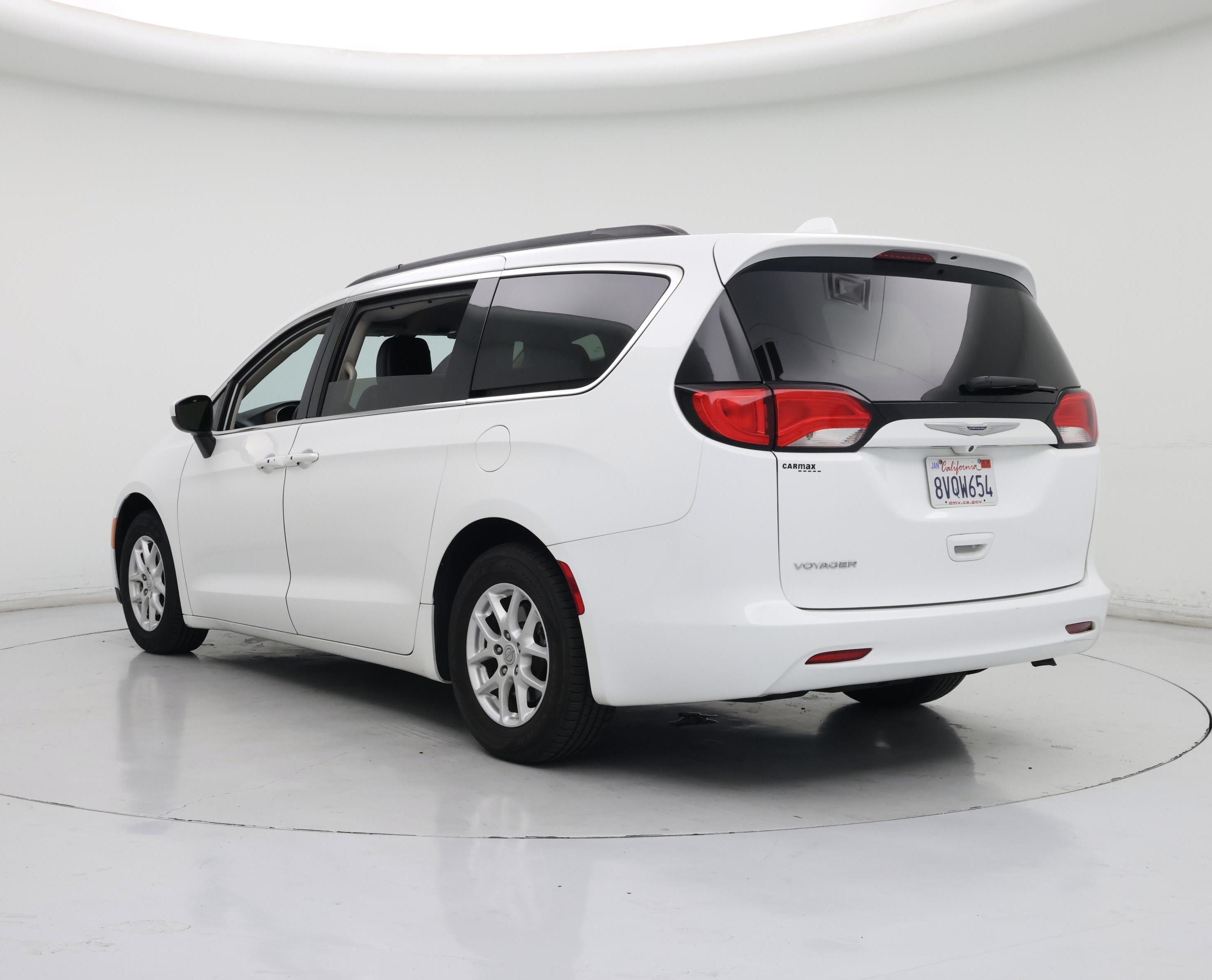 Thumbnail: 2020 Chrysler Voyager - 2