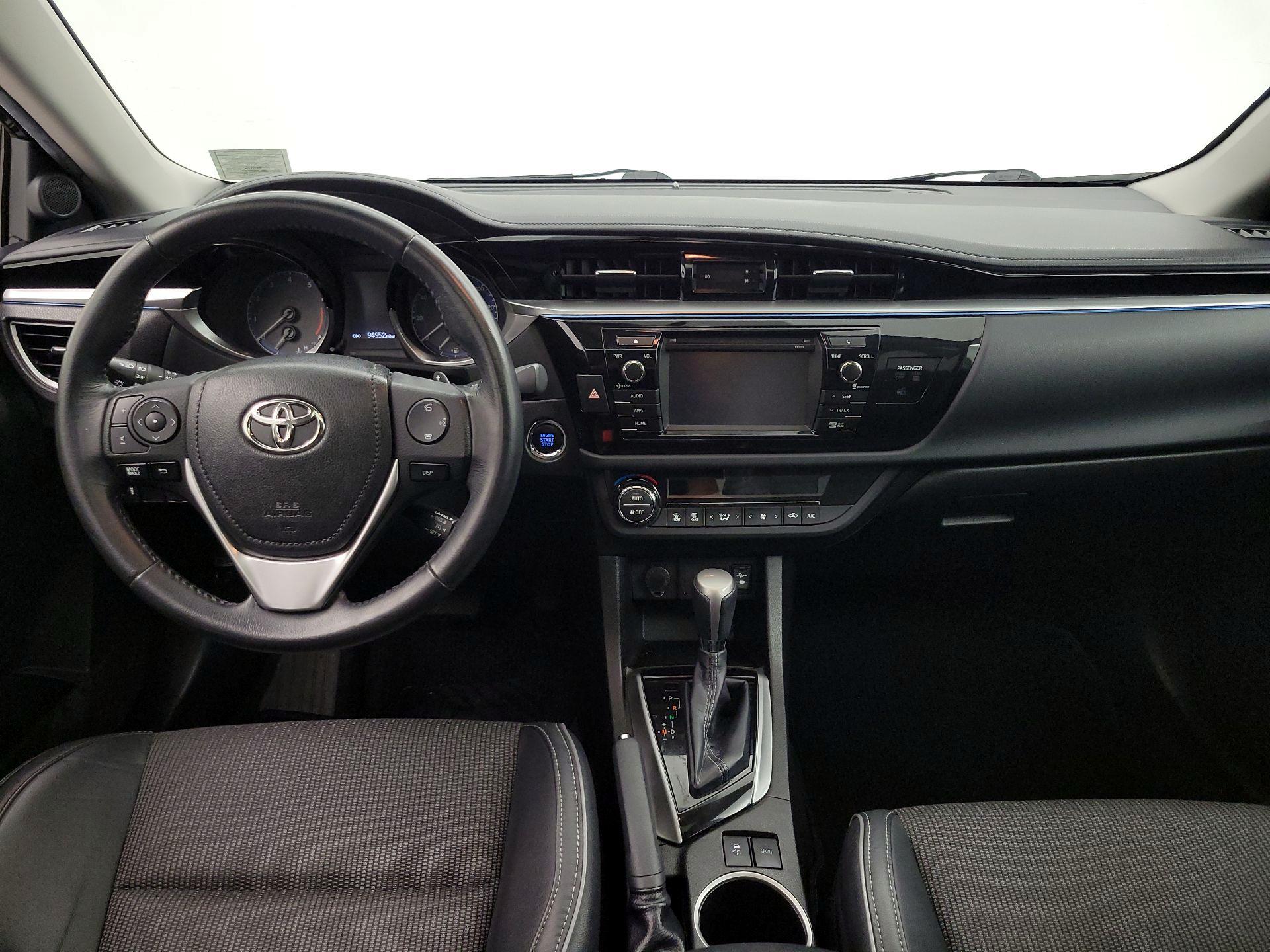 Thumbnail: 2015 Toyota Corolla - 9