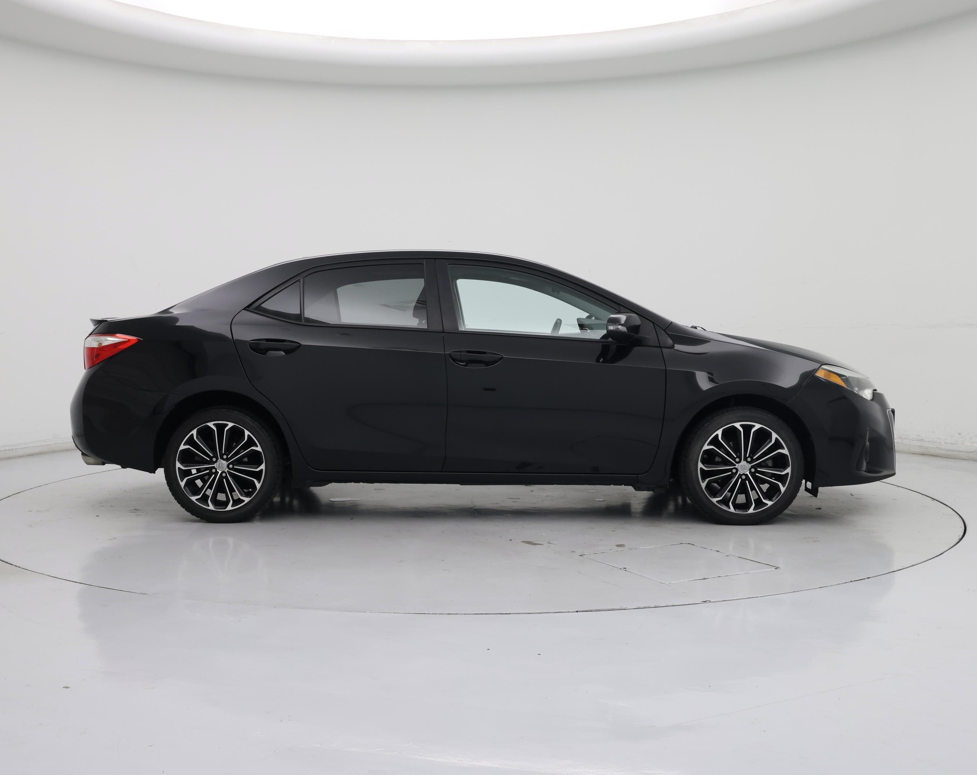 Thumbnail: 2015 Toyota Corolla - 7