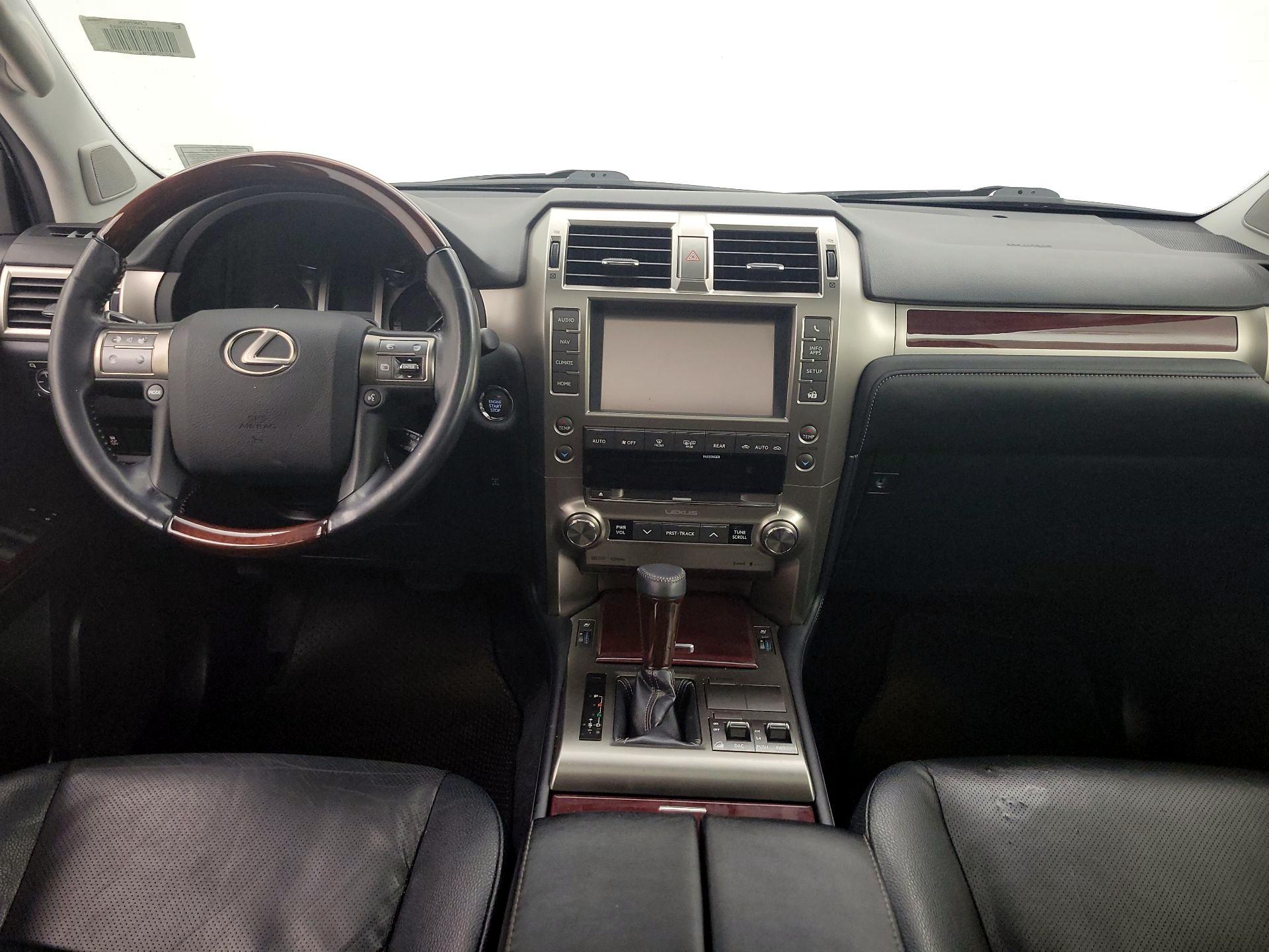 Thumbnail: 2016 Lexus GX - 9