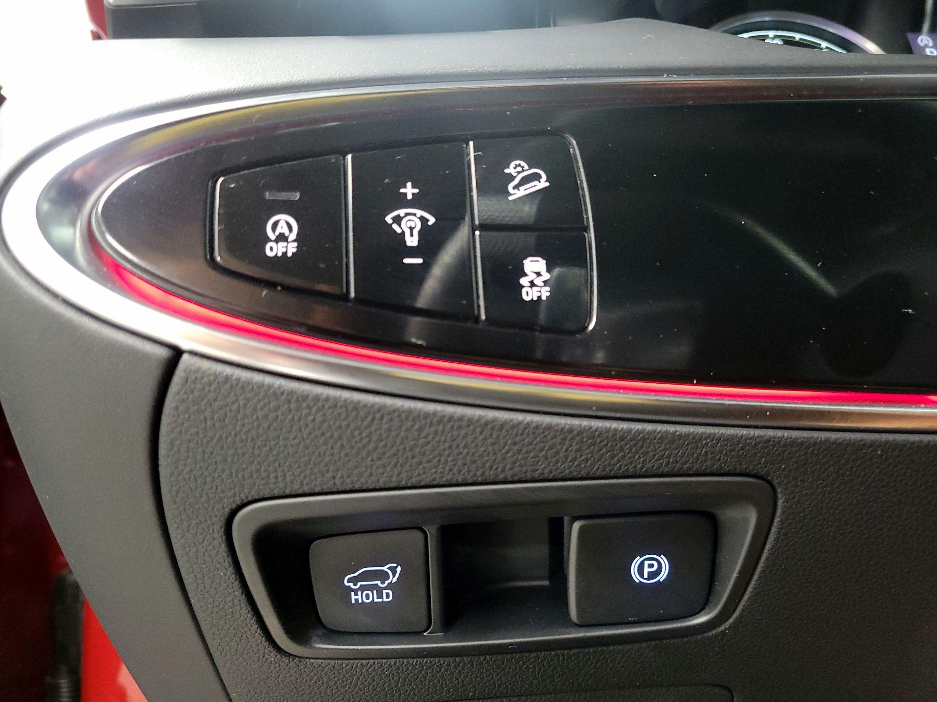 Thumbnail: 2023 Genesis GV70 - 13