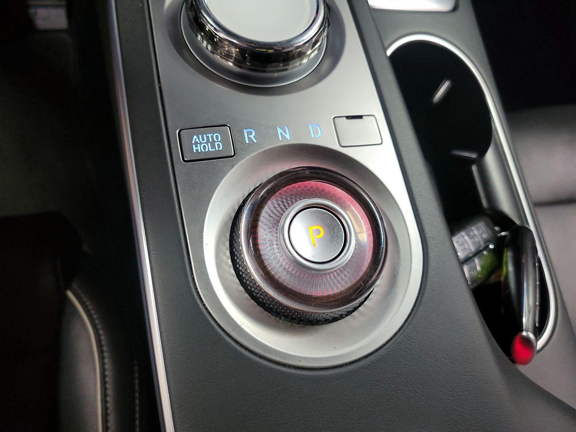 Thumbnail: 2023 Genesis GV70 - 18