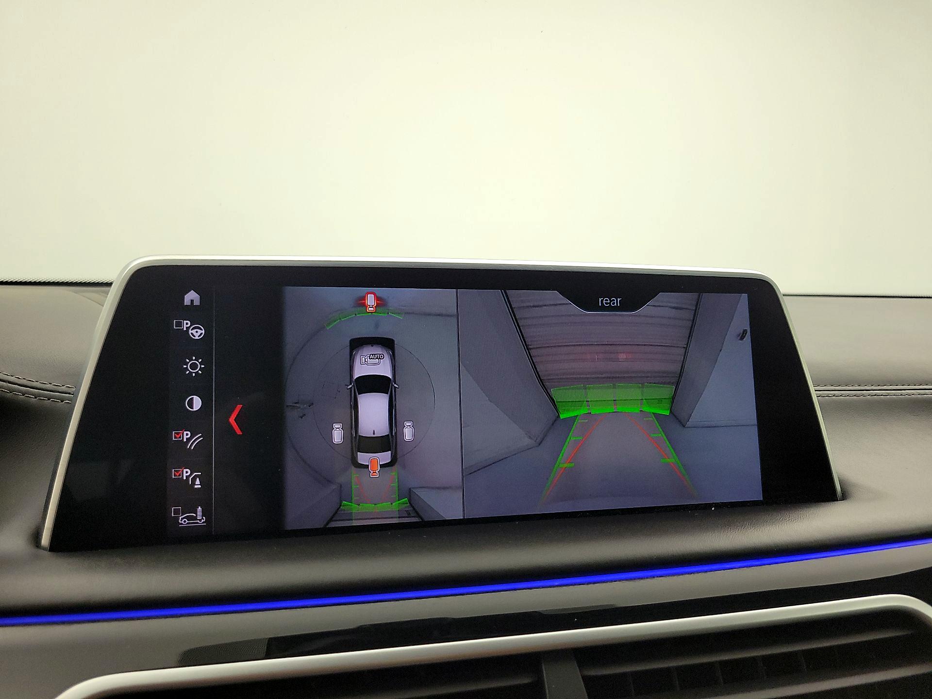 Thumbnail: 2019 BMW 7 Series - 15