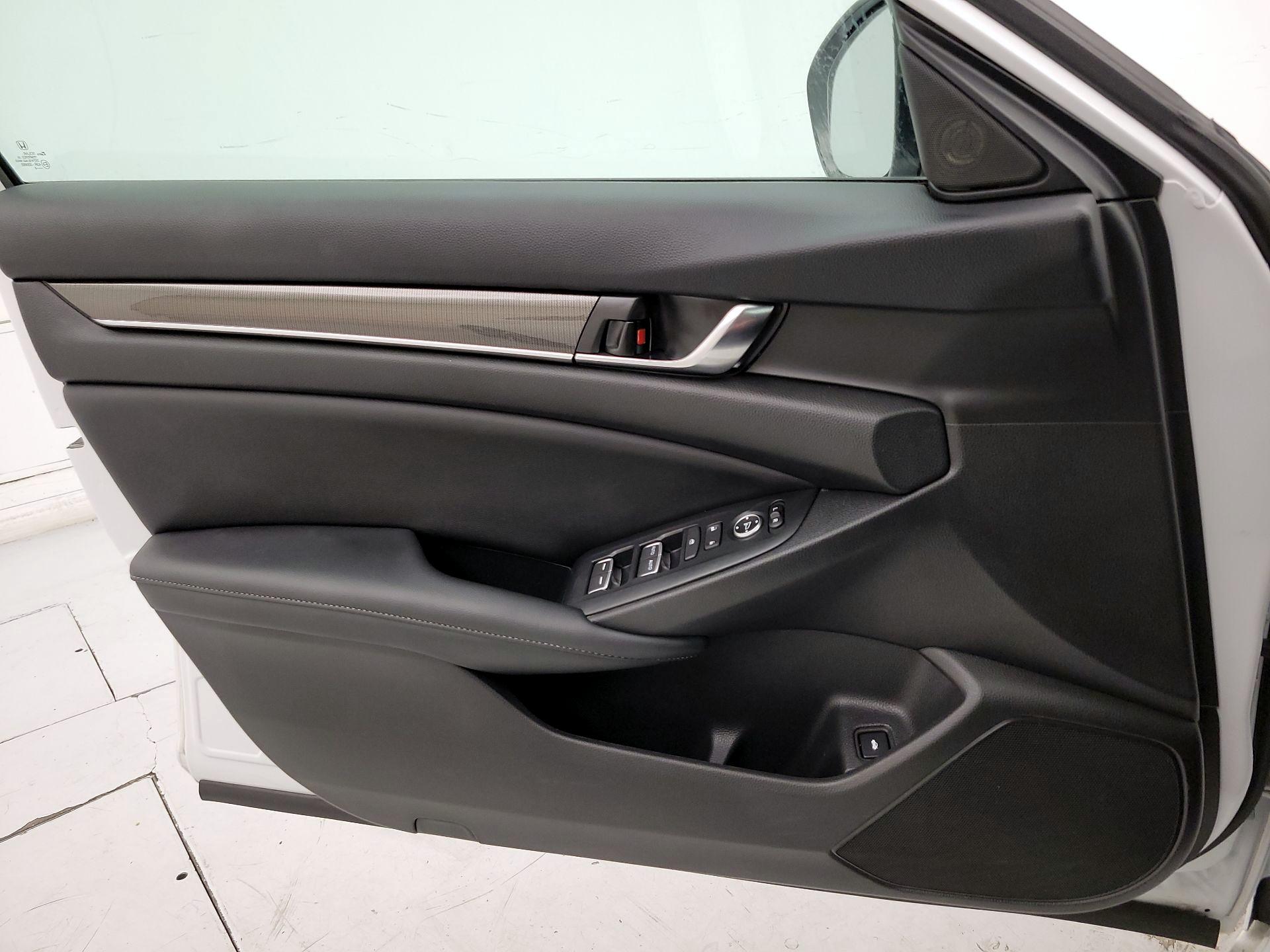 Thumbnail: 2022 Honda Accord - 12