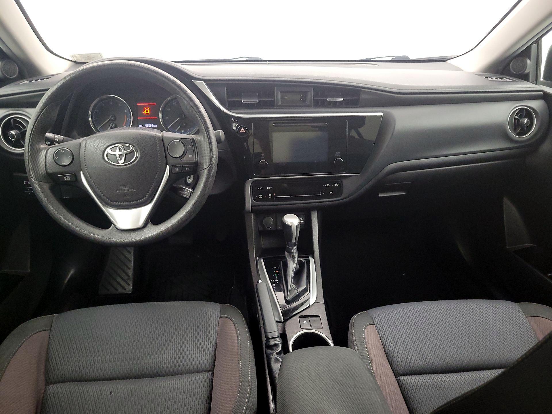 Thumbnail: 2018 Toyota Corolla - 9