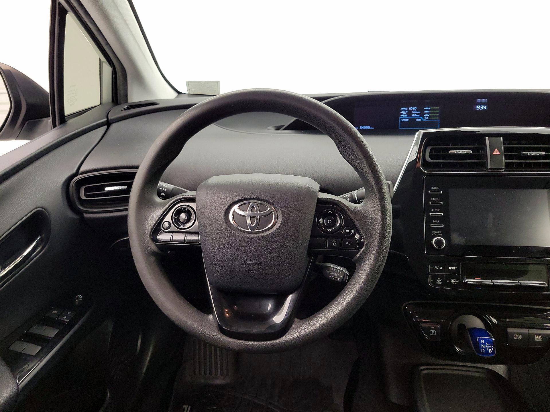 Thumbnail: 2020 Toyota Prius - 10