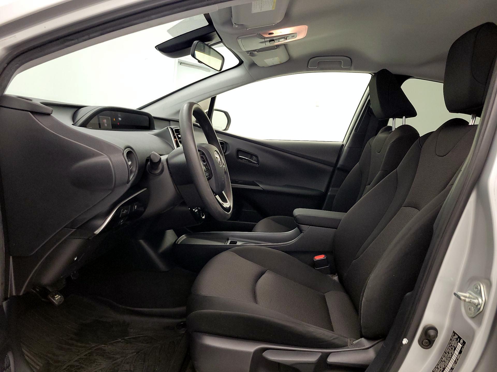 Thumbnail: 2020 Toyota Prius - 11