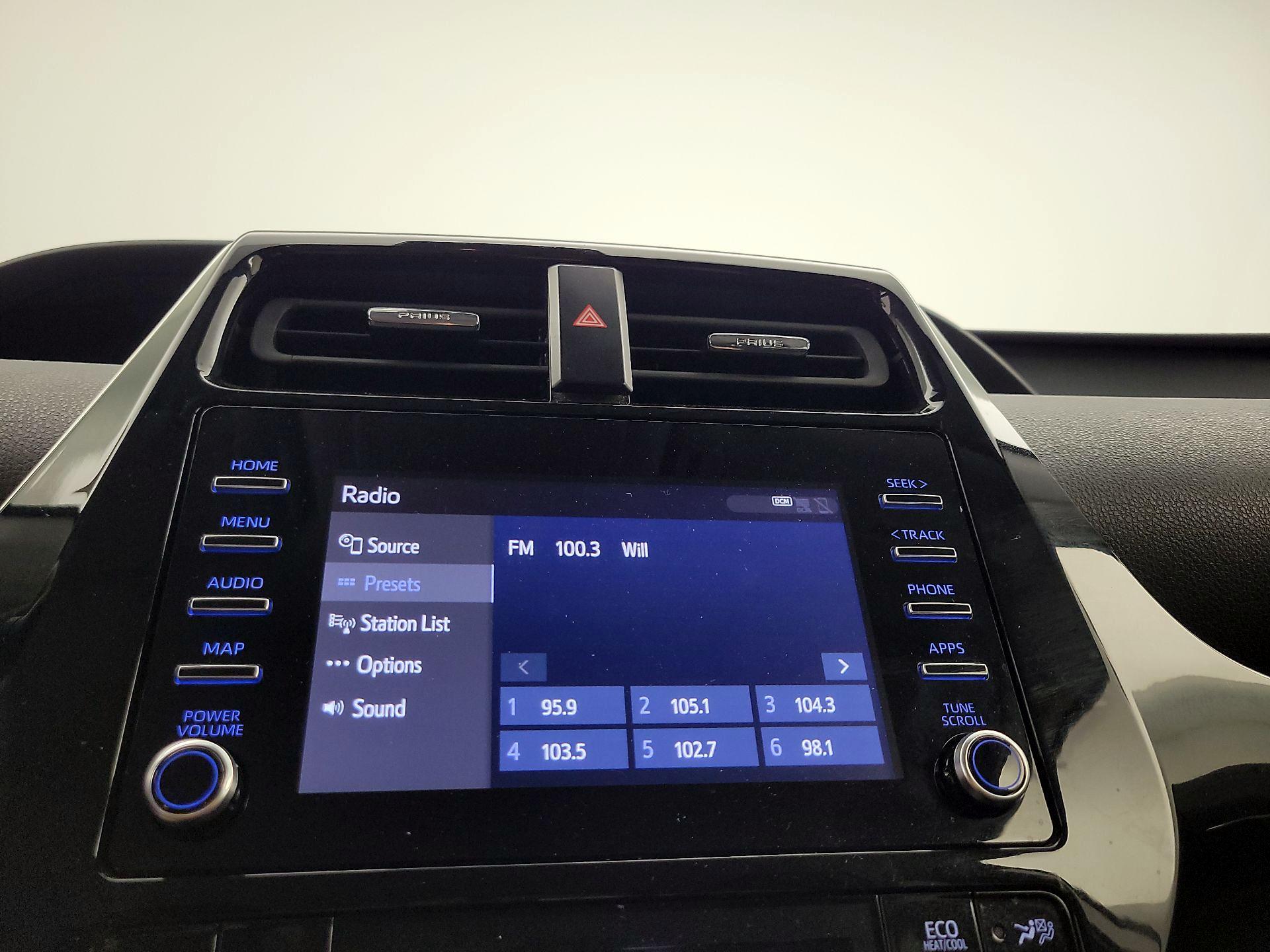 Thumbnail: 2020 Toyota Prius - 15