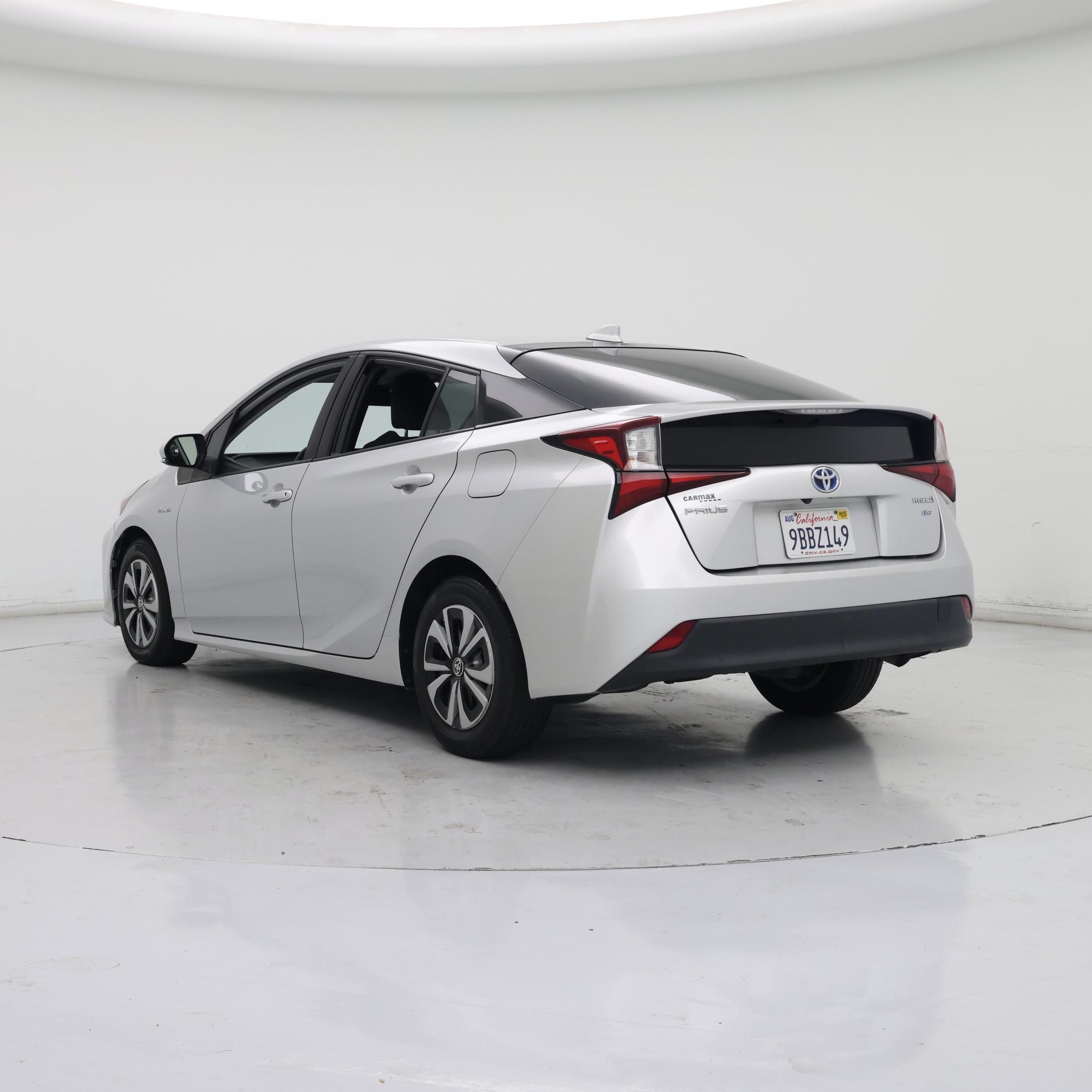 Thumbnail: 2020 Toyota Prius - 2