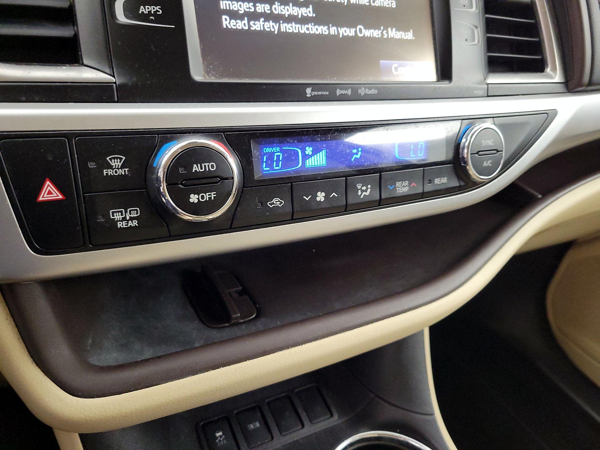 Thumbnail: 2017 Toyota Highlander - 16