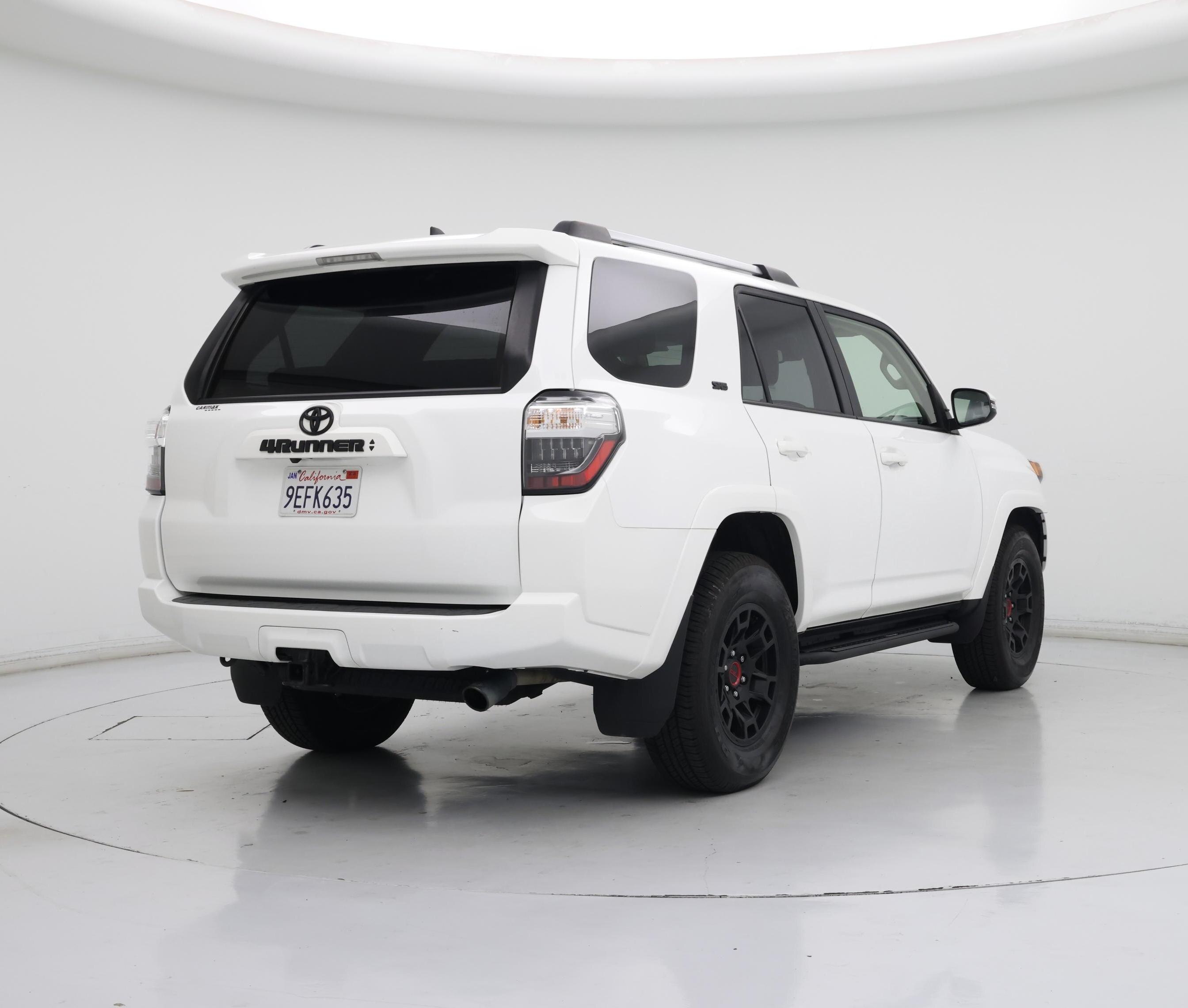 Thumbnail: 2023 Toyota 4Runner - 8
