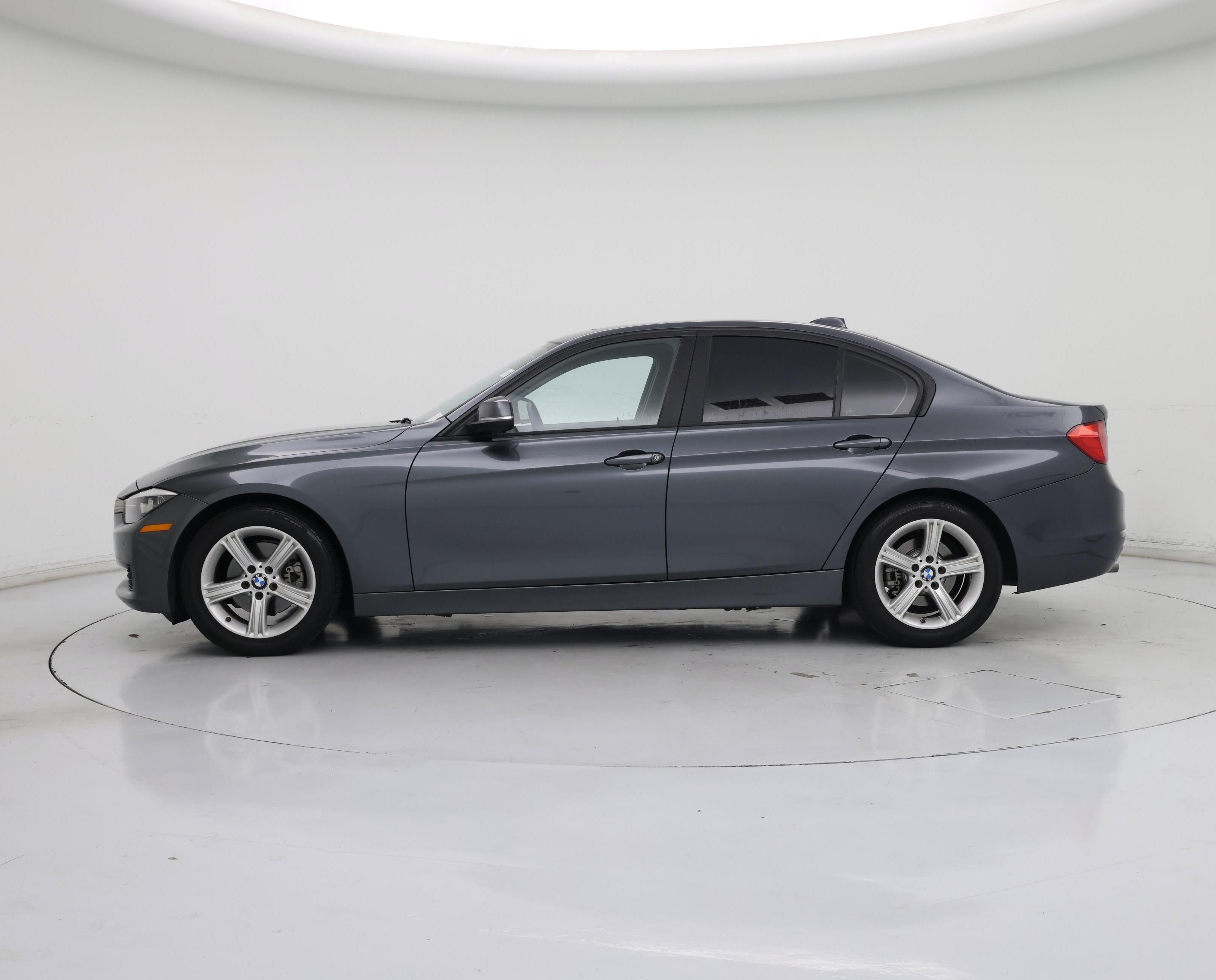 Thumbnail: 2015 BMW 3 Series - 3