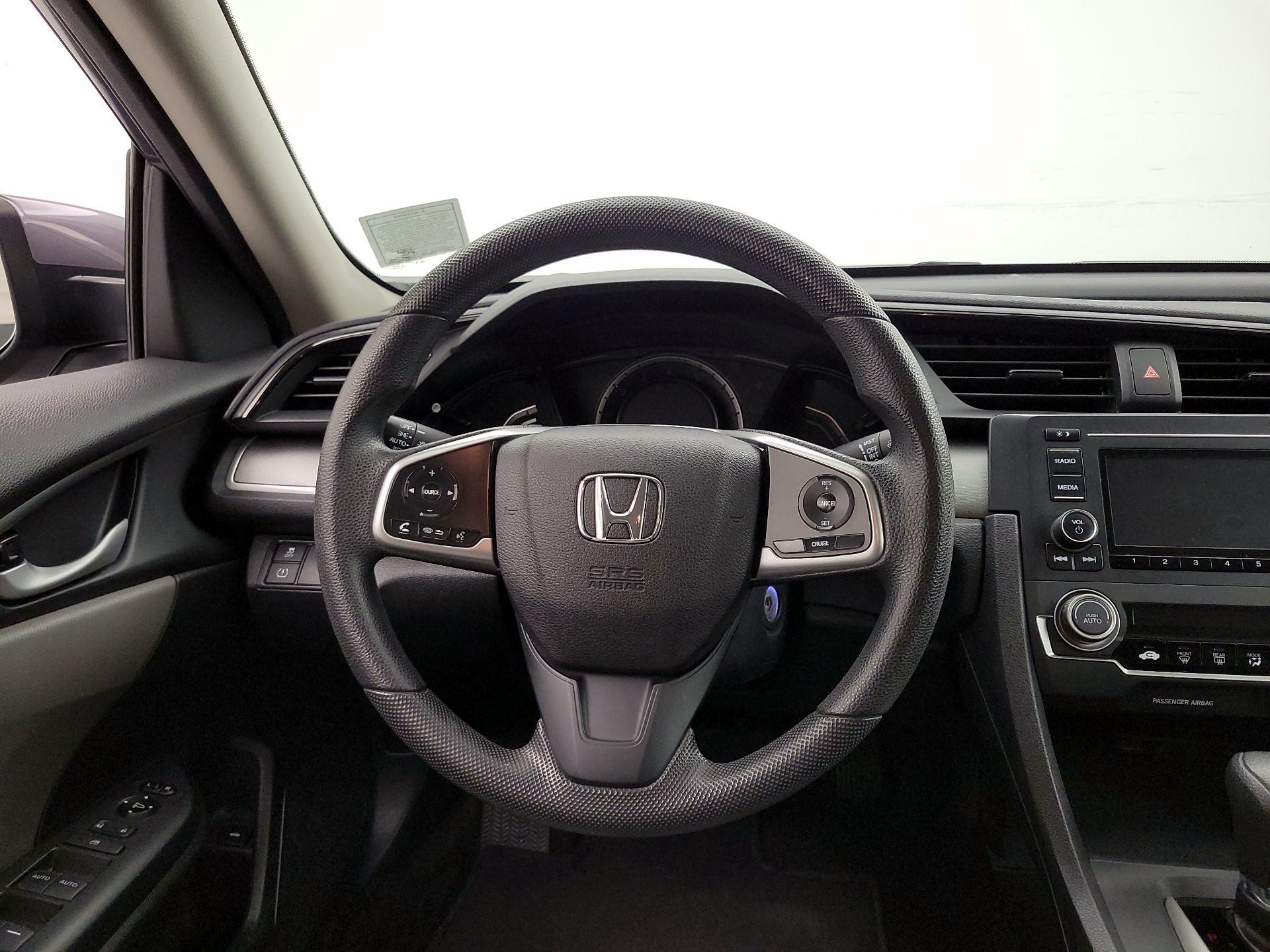 Thumbnail: 2016 Honda Civic - 10