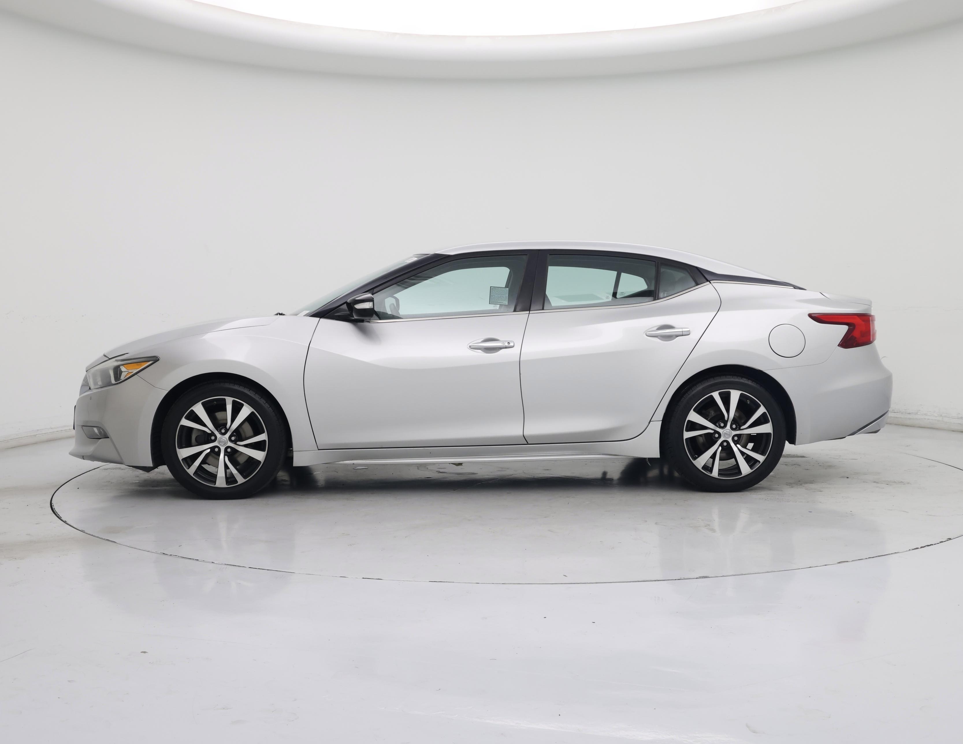 Thumbnail: 2017 Nissan Maxima - 3