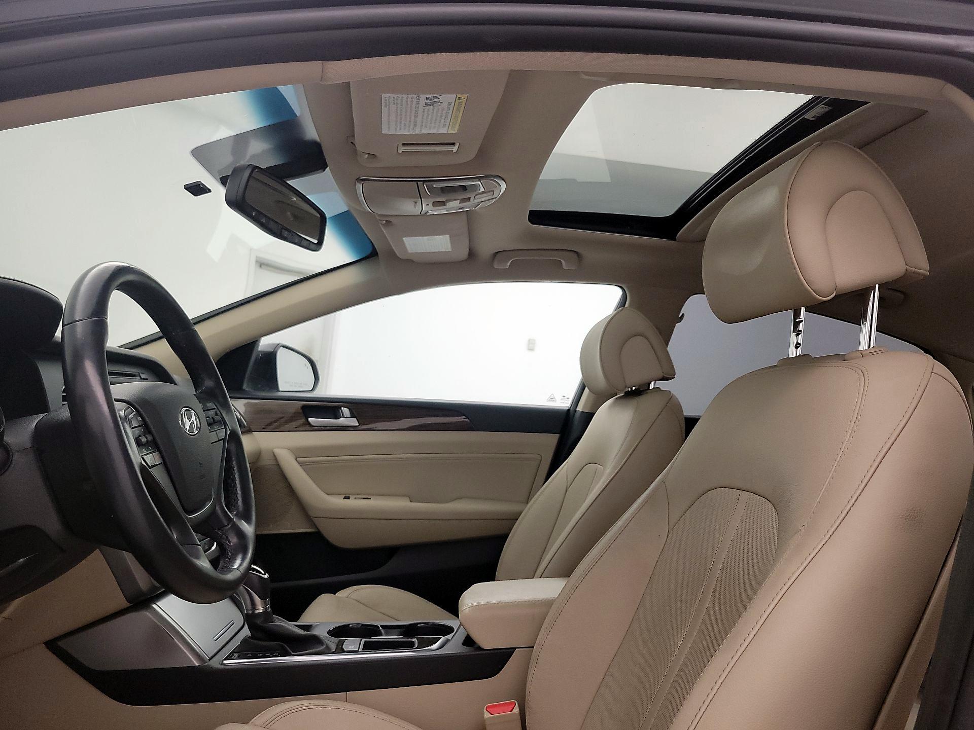Thumbnail: 2017 Hyundai Sonata - 19