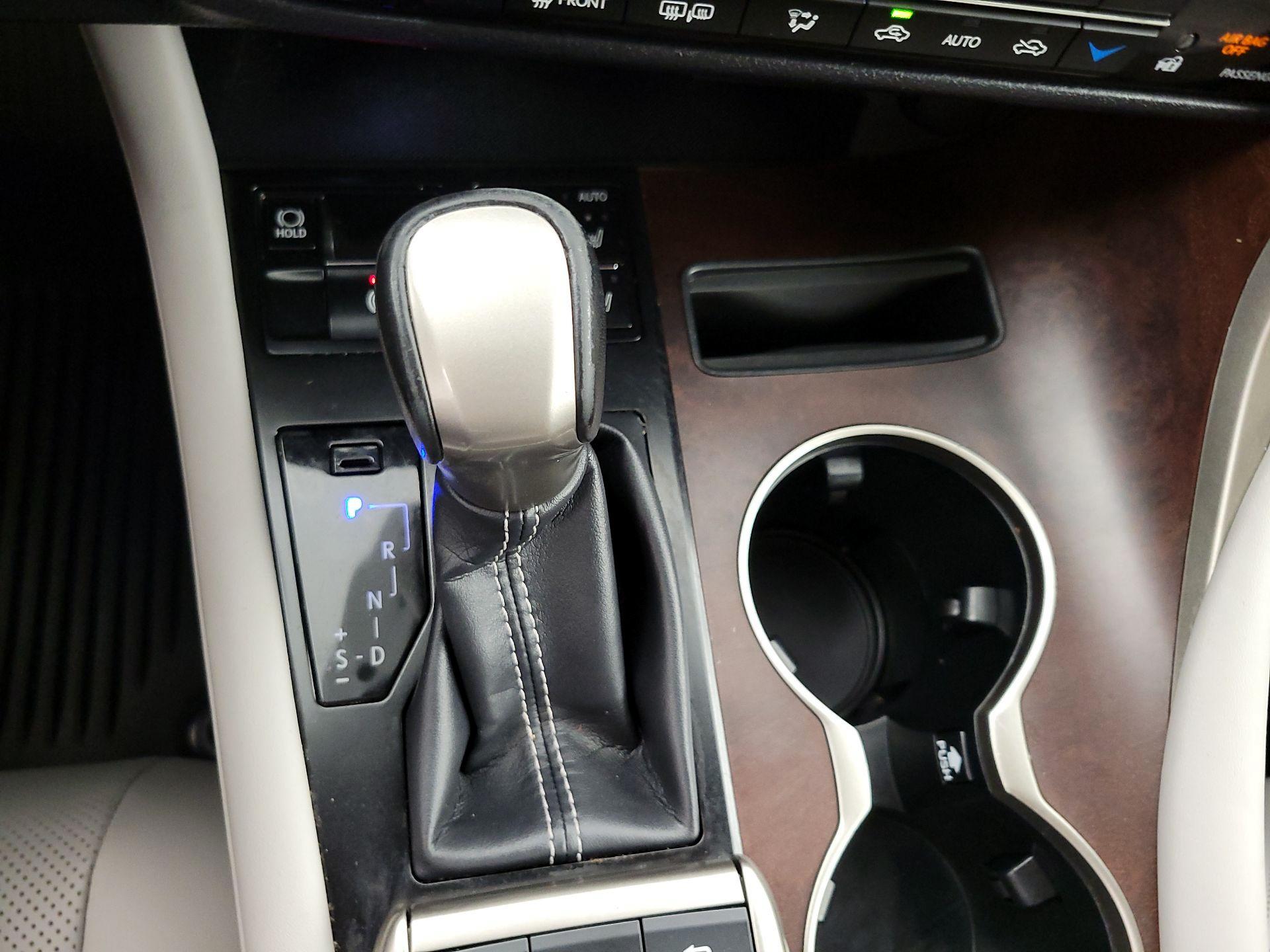 Thumbnail: 2020 Lexus RX - 18