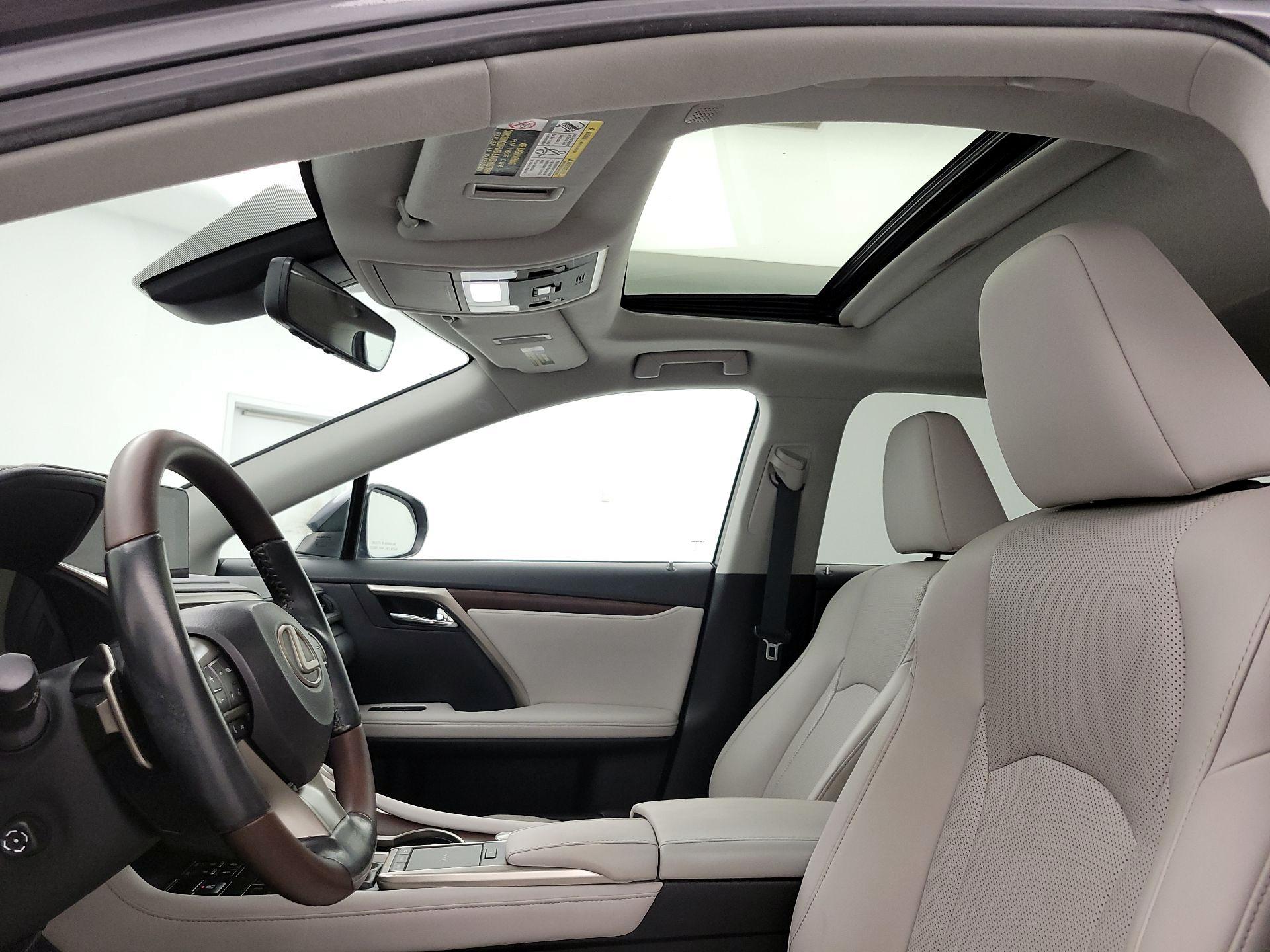 Thumbnail: 2020 Lexus RX - 20