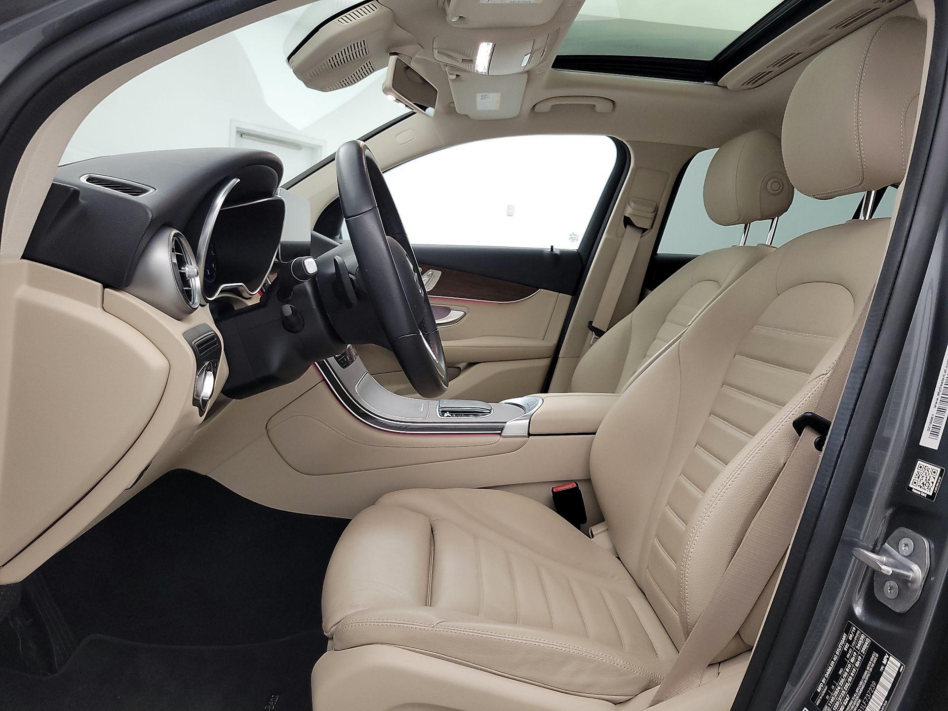 Thumbnail: 2020 Mercedes-Benz GLC - 11