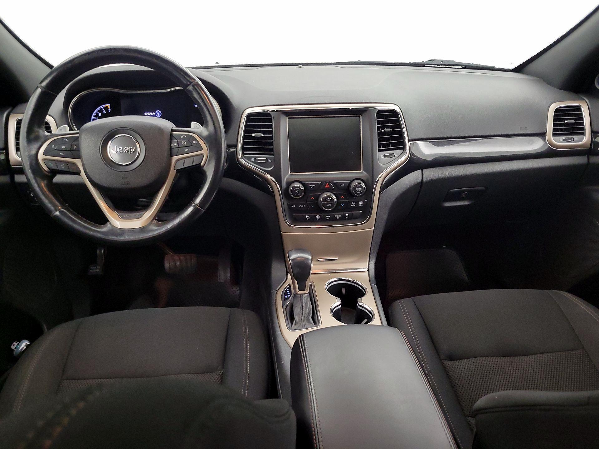 Thumbnail: 2016 Jeep Grand Cherokee - 9