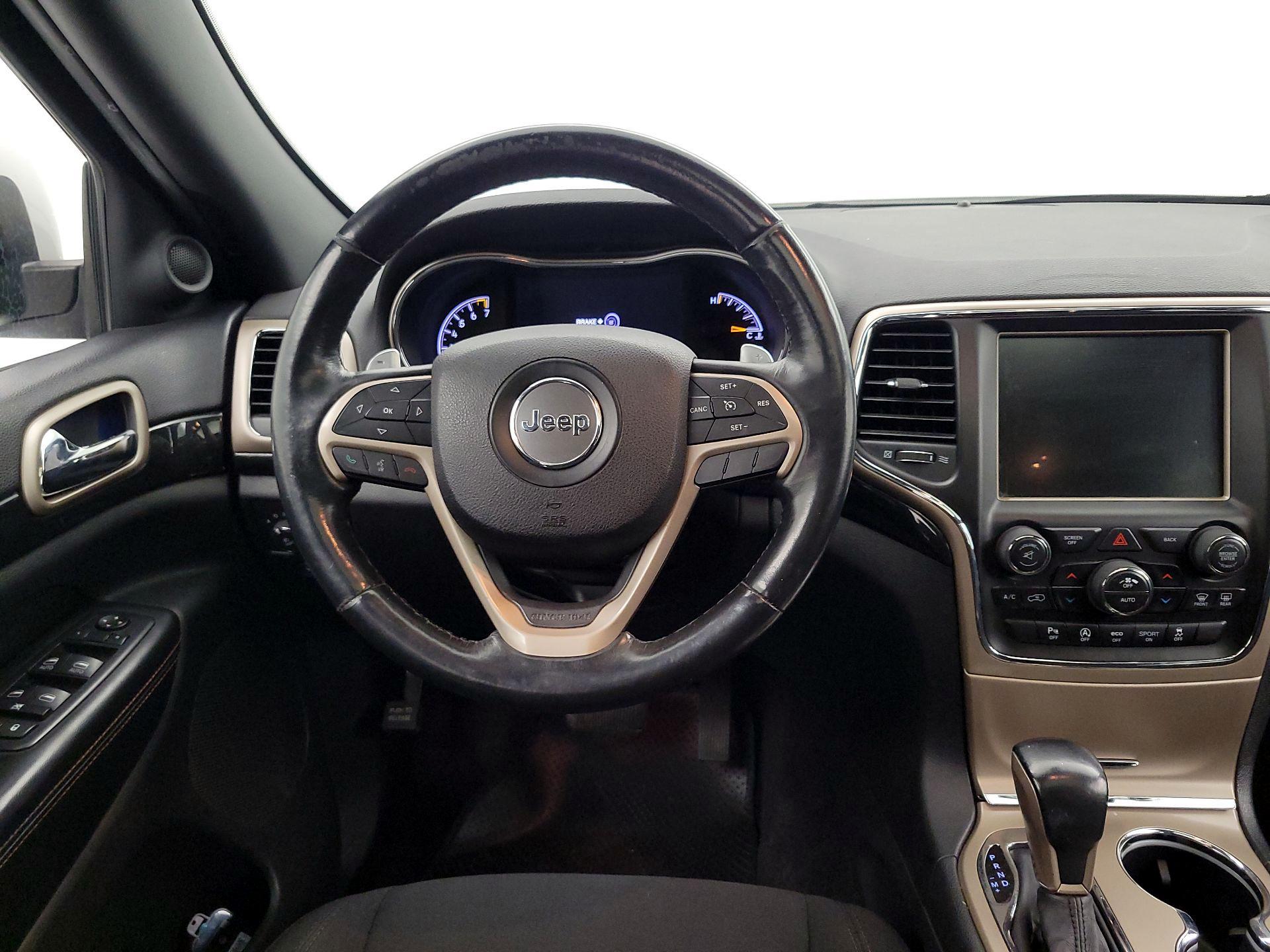 Thumbnail: 2016 Jeep Grand Cherokee - 10