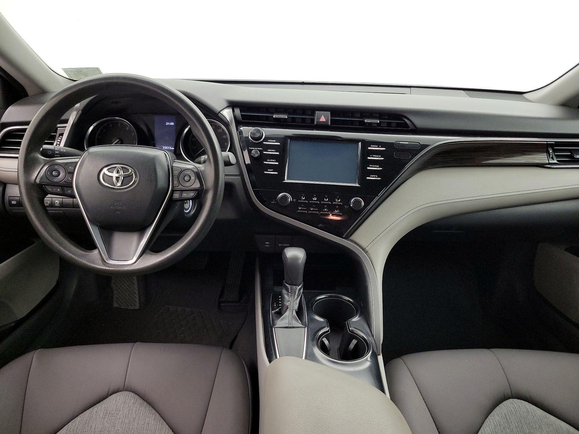 Thumbnail: 2019 Toyota Camry - 9