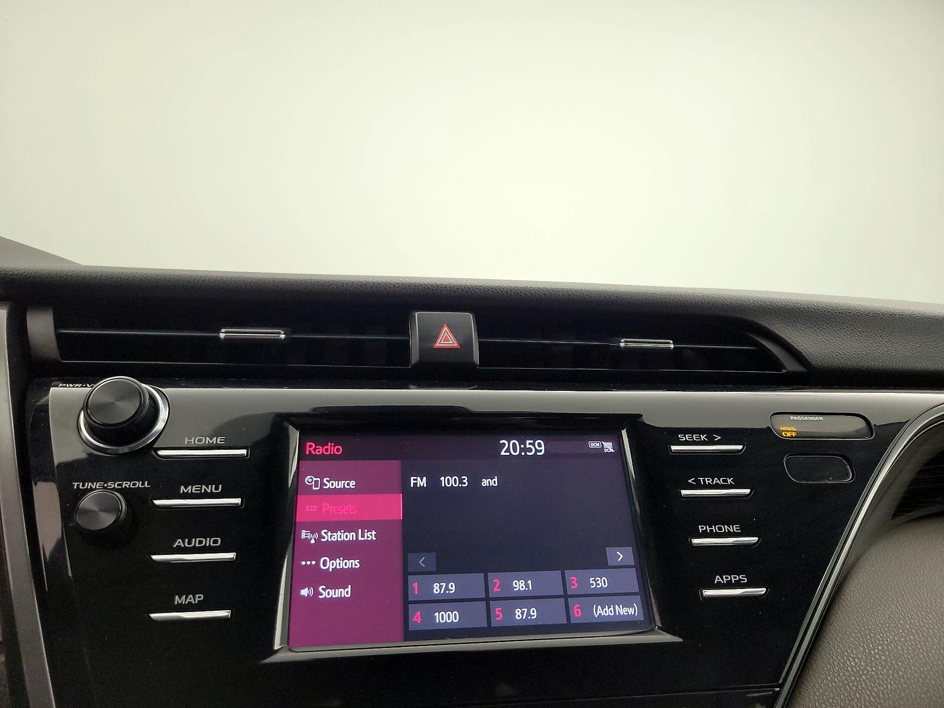 Thumbnail: 2019 Toyota Camry - 15